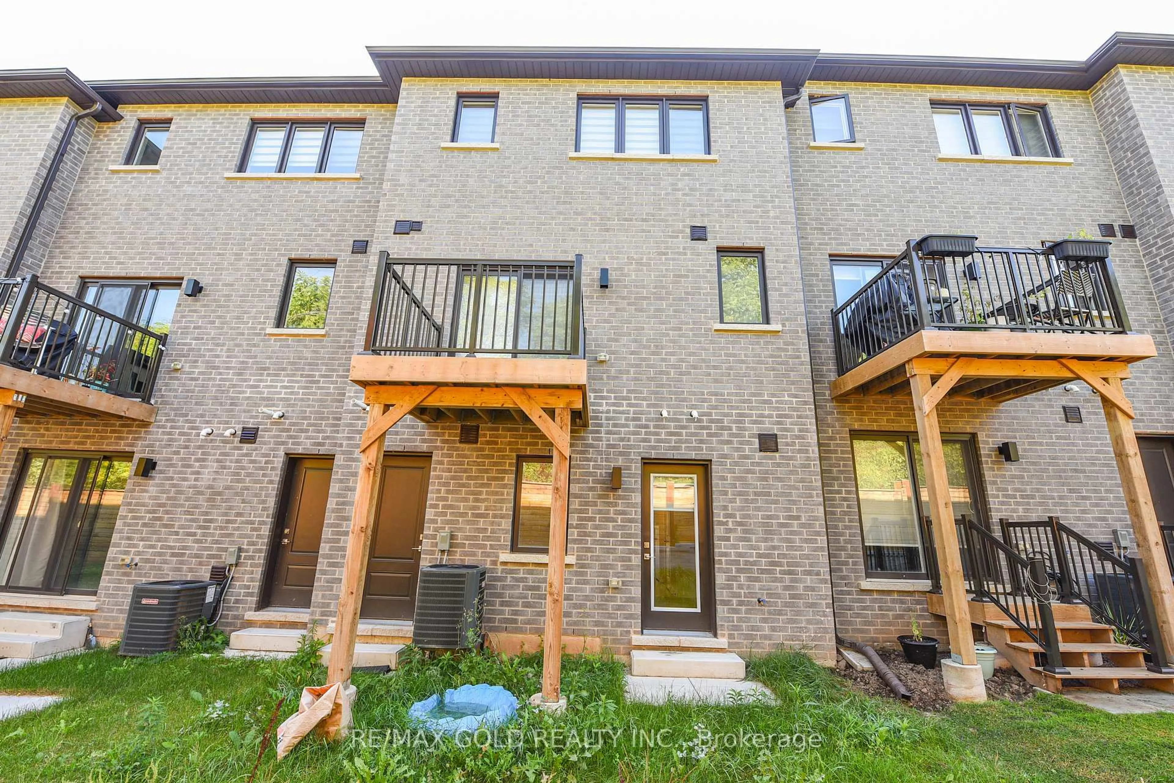 Patio, unknown for 48 Windtree Way, Halton Hills Ontario L7G 0P6
