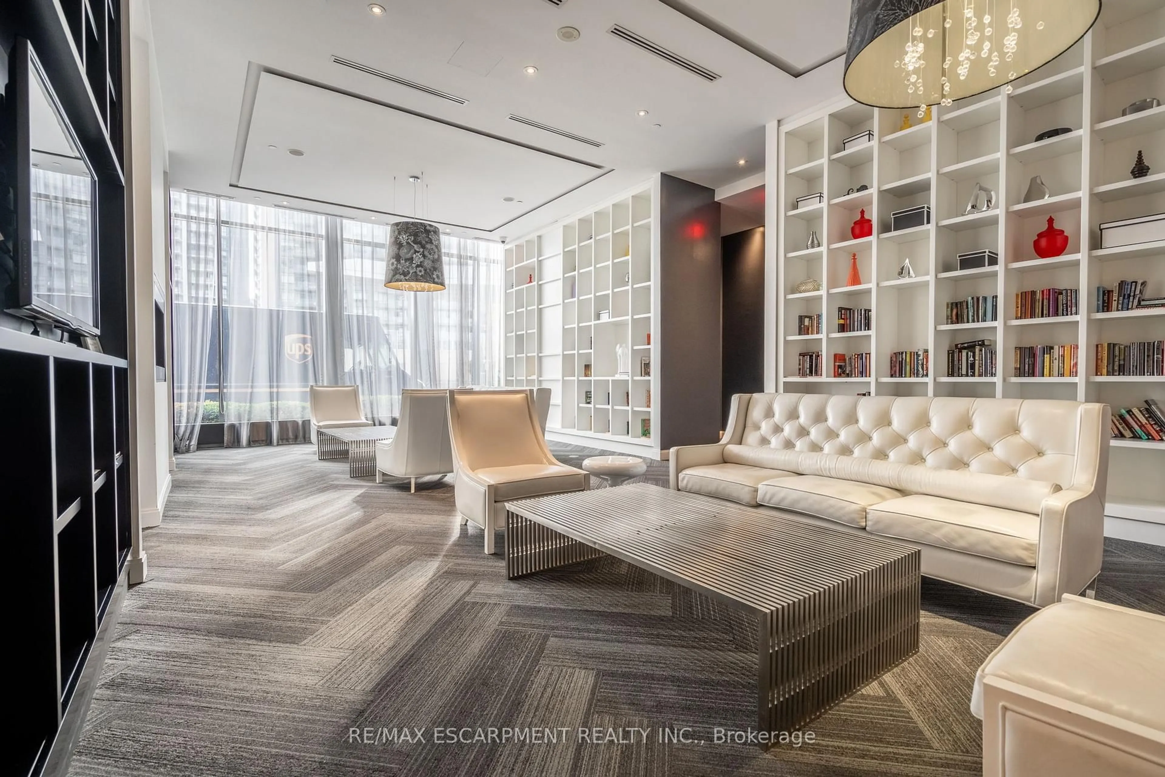 Lobby for 90 PARK LAWN Rd #2206, Toronto Ontario M8Y 0B6