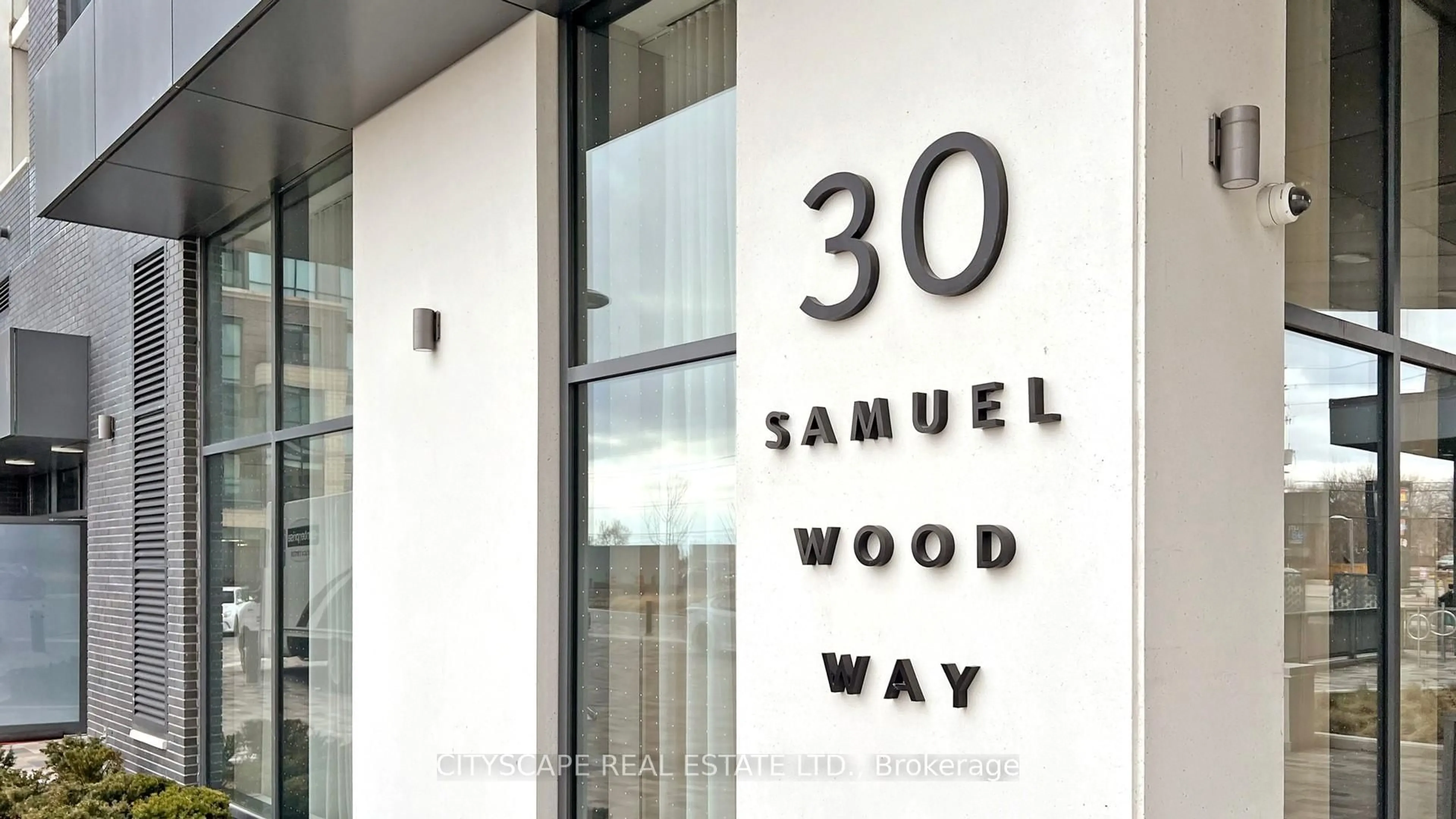 Indoor entryway for 30 Samuel Wood Way #1805, Toronto Ontario M9B 0C9