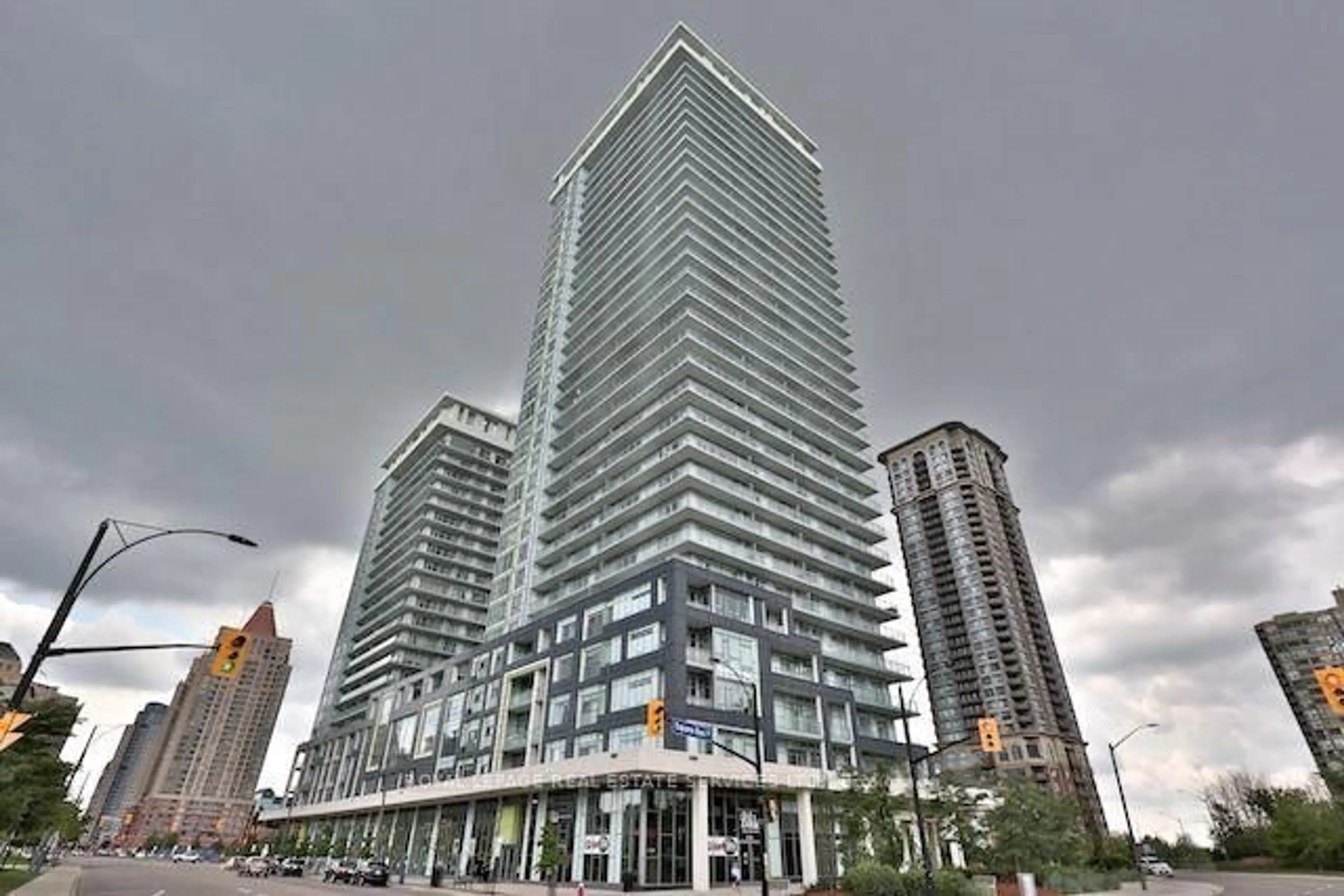 Unknown for 360 Square One Dr #903, Mississauga Ontario L5B 0G7