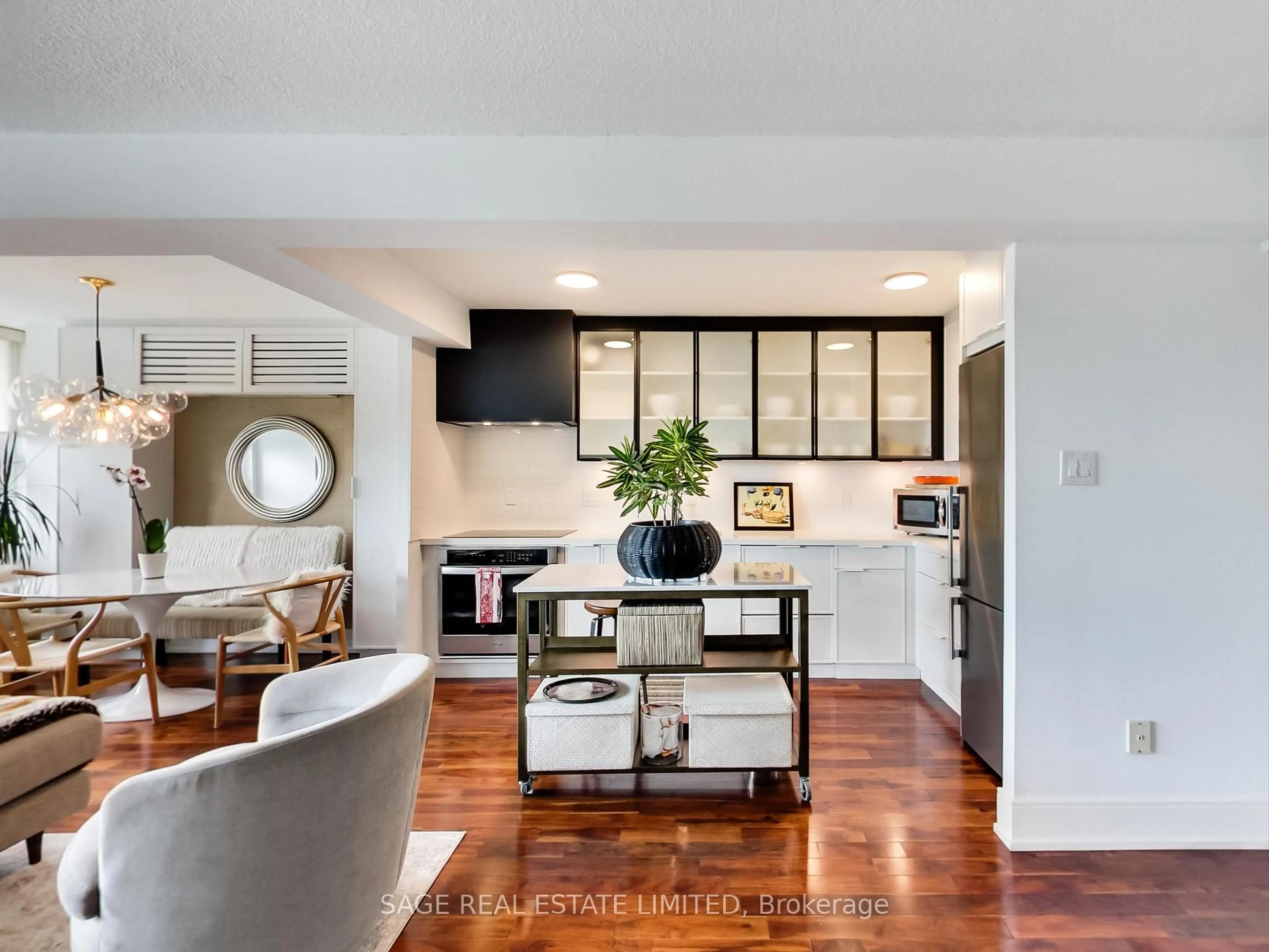 Open concept kitchen, ceramic/tile floor for 65 Southport St #1408, Toronto Ontario M6S 3N6