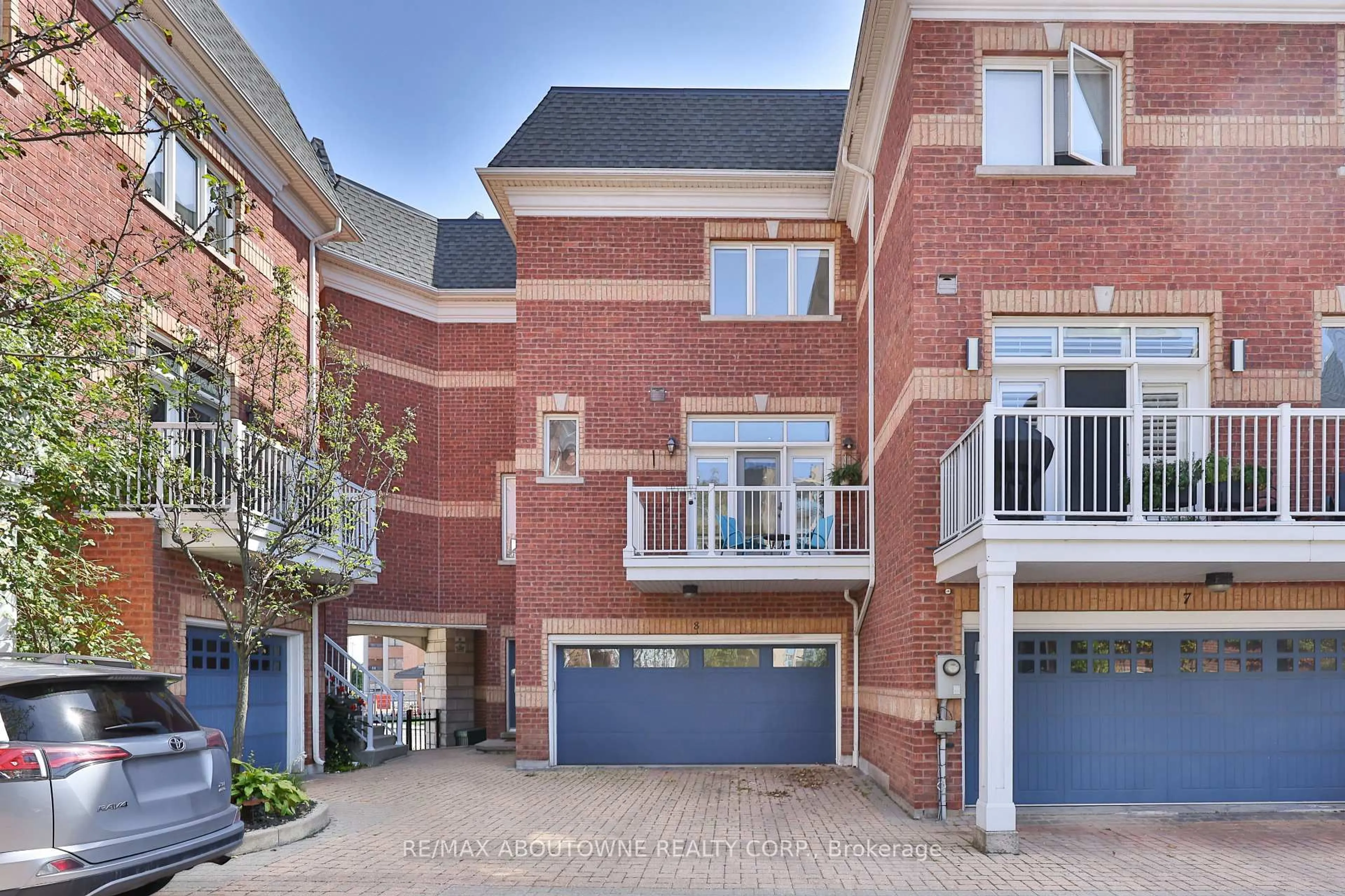 Home with brick exterior material, street for 120 Bronte Rd #8, Oakville Ontario L6L 3C1