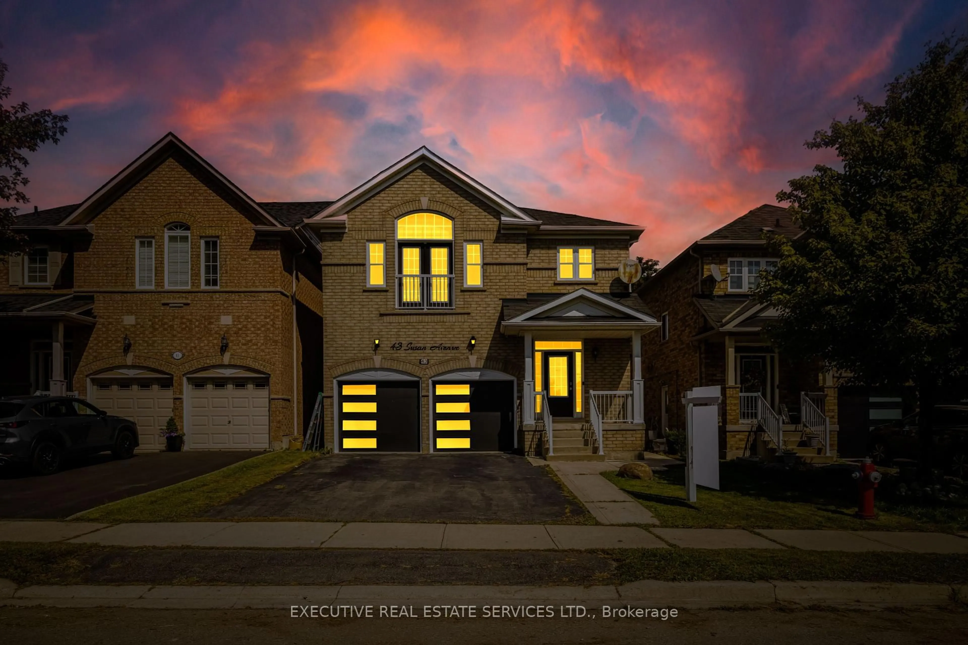 Home with brick exterior material, building for 43 Susan Ave, Brampton Ontario L6Y 5N5