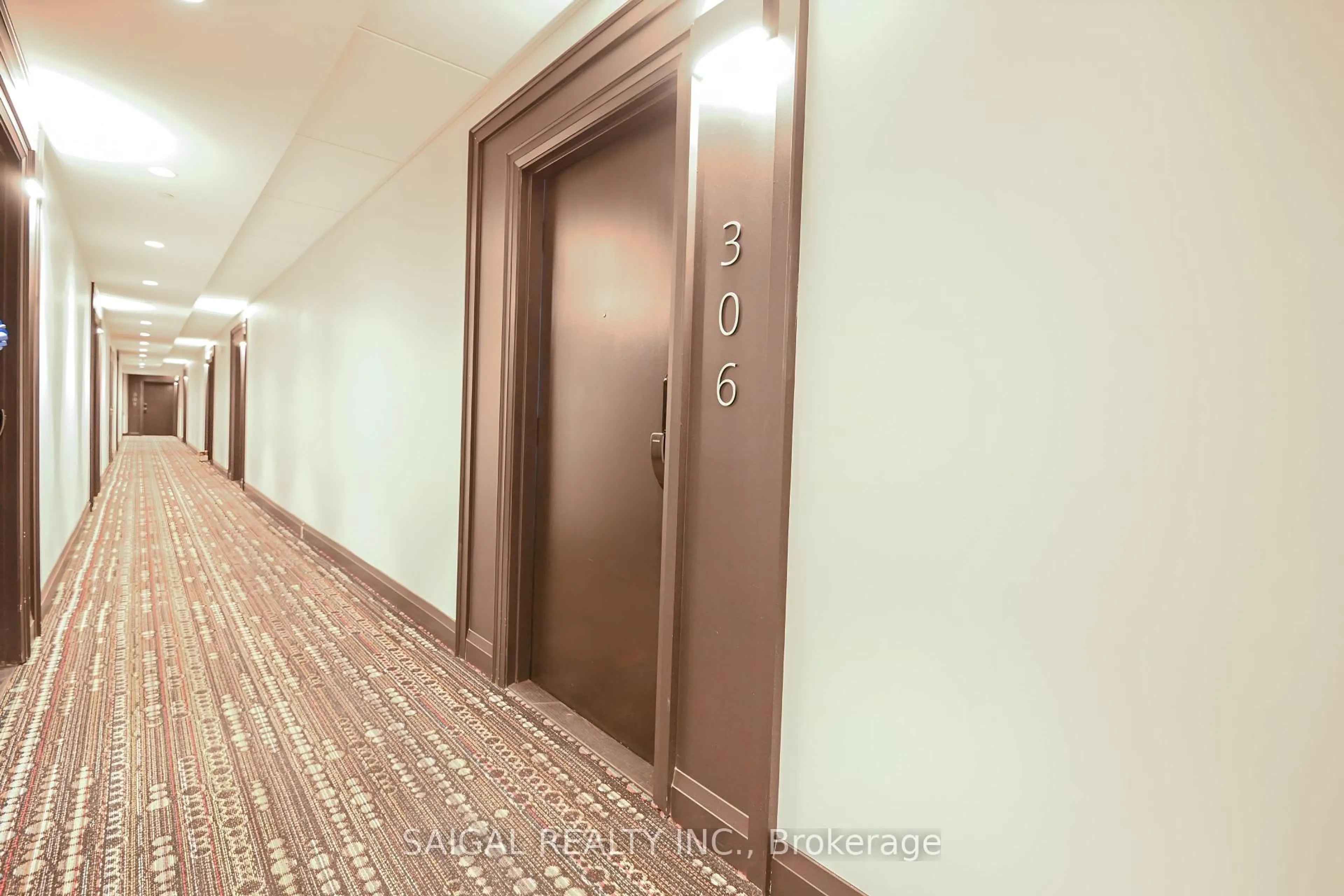 Indoor foyer for 460 Gordon Krantz Ave #306, Milton Ontario L9T 2X5