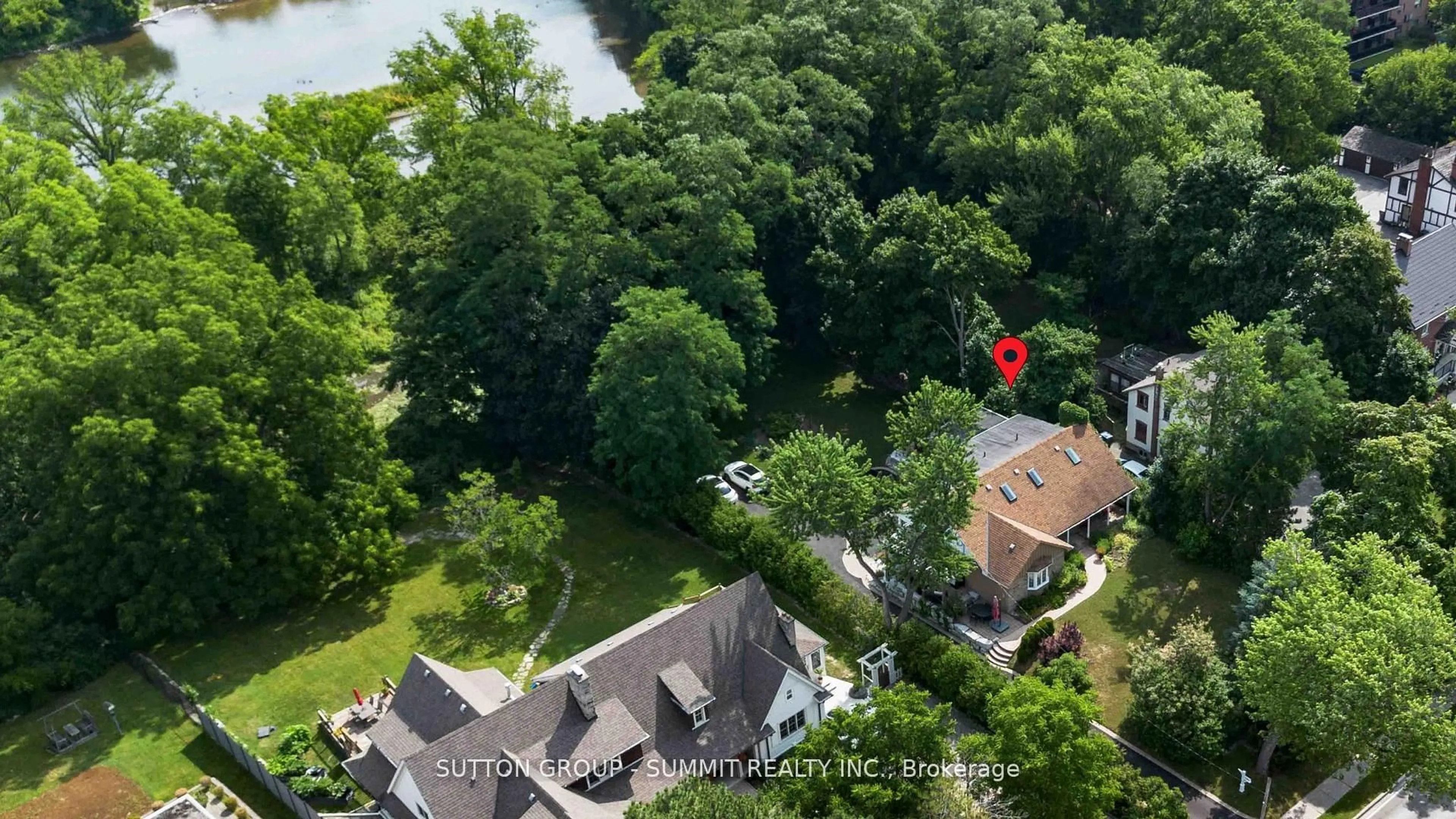 A pic from outside/outdoor area/front of a property/back of a property/a pic from drone, water/lake/river/ocean view for 353 Queen St, Mississauga Ontario L5M 1M3