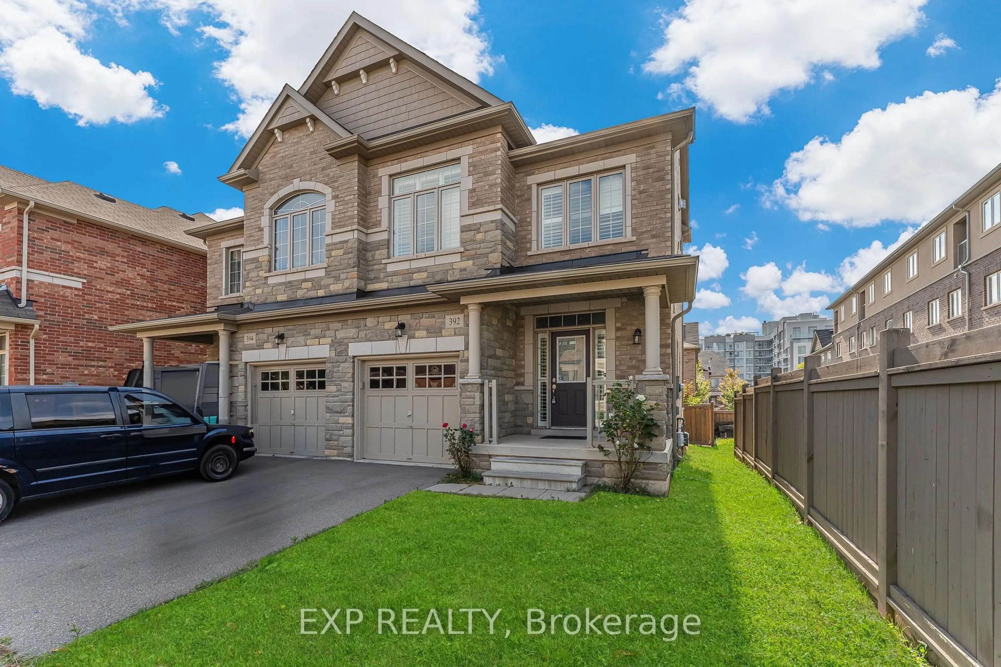 Home with brick exterior material, street for 392 Grindstone Tr, Oakville Ontario L6H 0S1