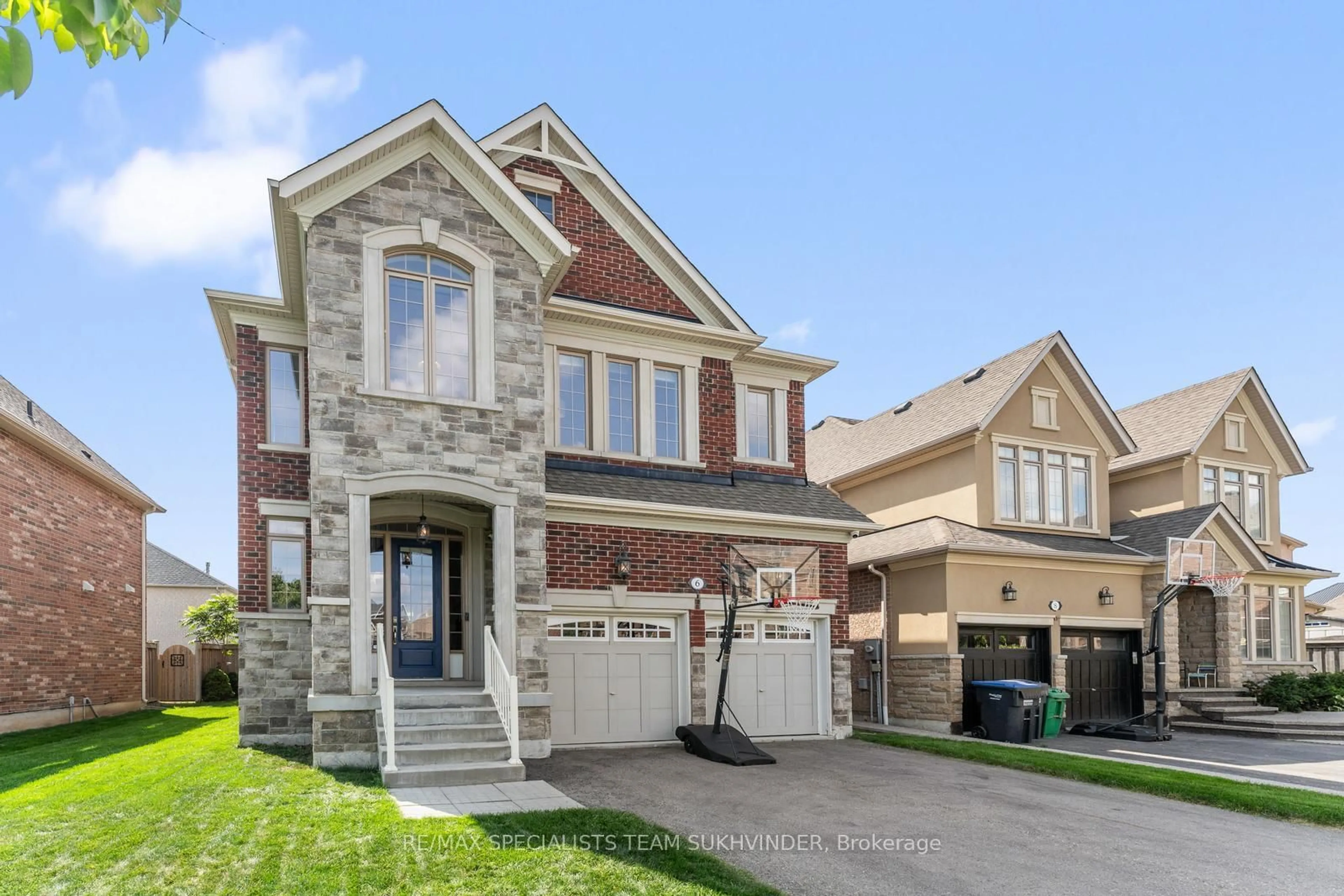Home with brick exterior material, street for 6 Prince Michael Crt, Caledon Ontario L7C 3T1