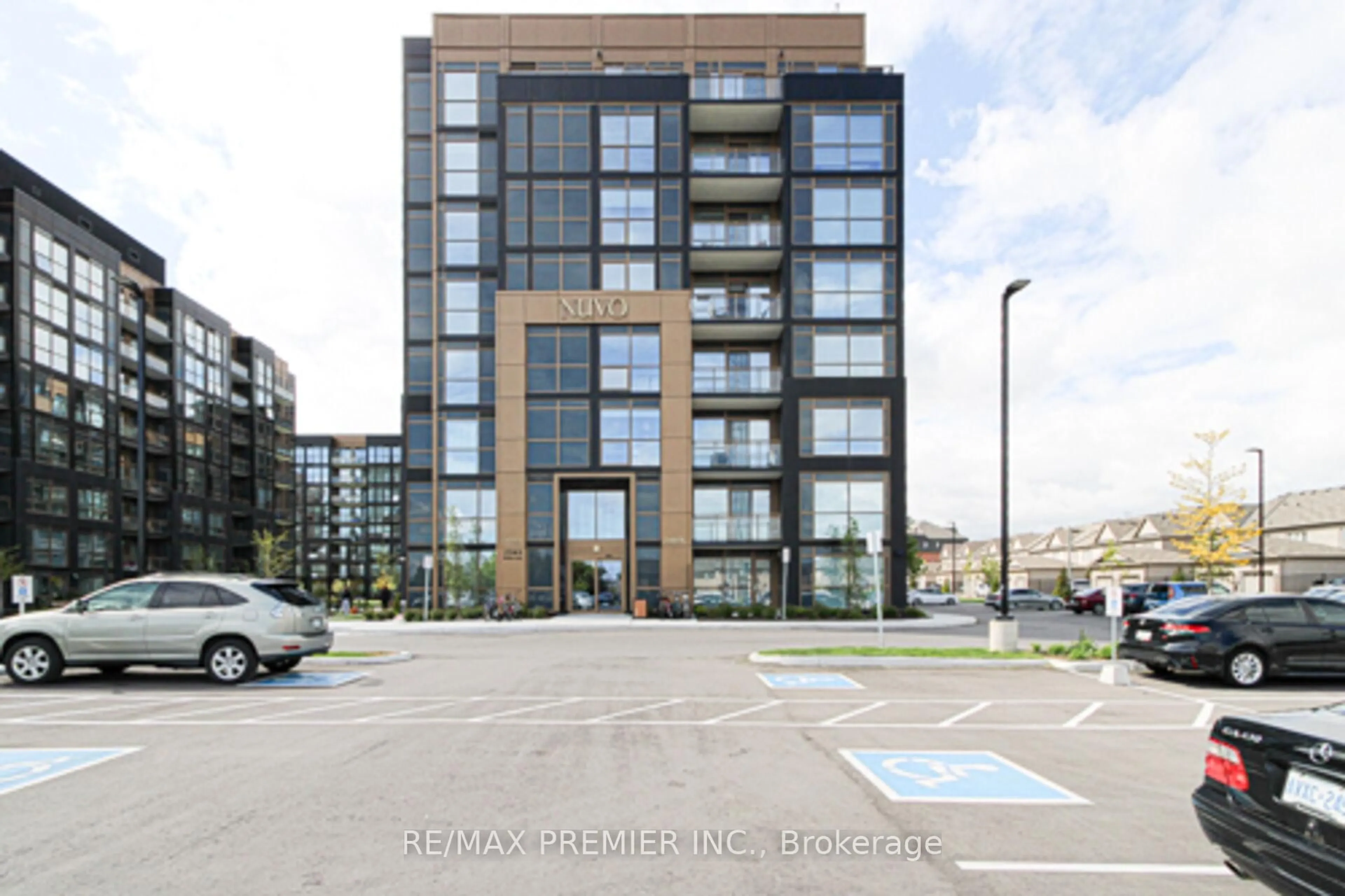 Unknown for 2343 Khalsa Gate #821, Oakville Ontario L6M 0X7