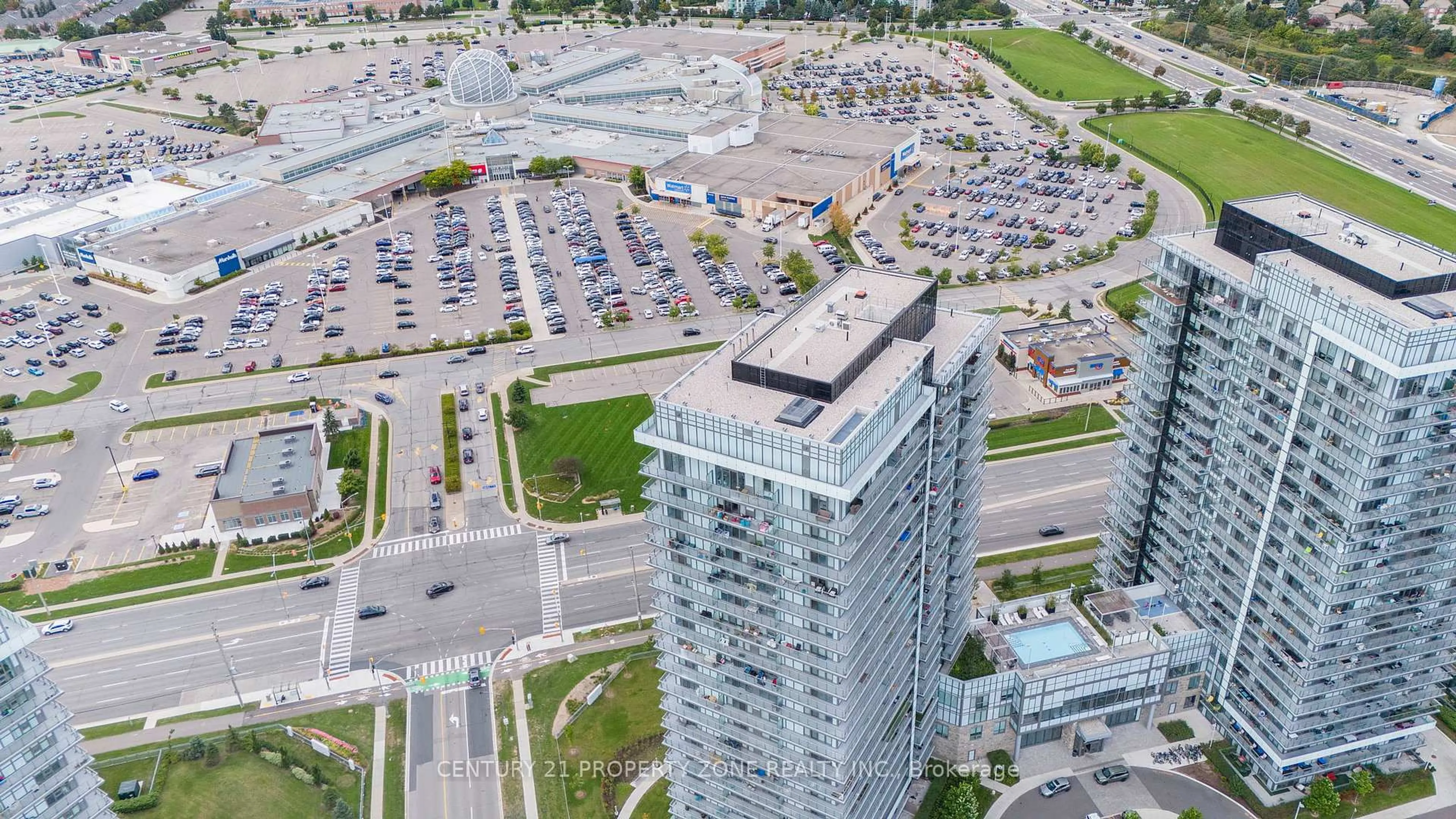 A pic from outside/outdoor area/front of a property/back of a property/a pic from drone, city buildings view from balcony for 4675 Metcalfe Ave #1103, Mississauga Ontario L5M 0Z8