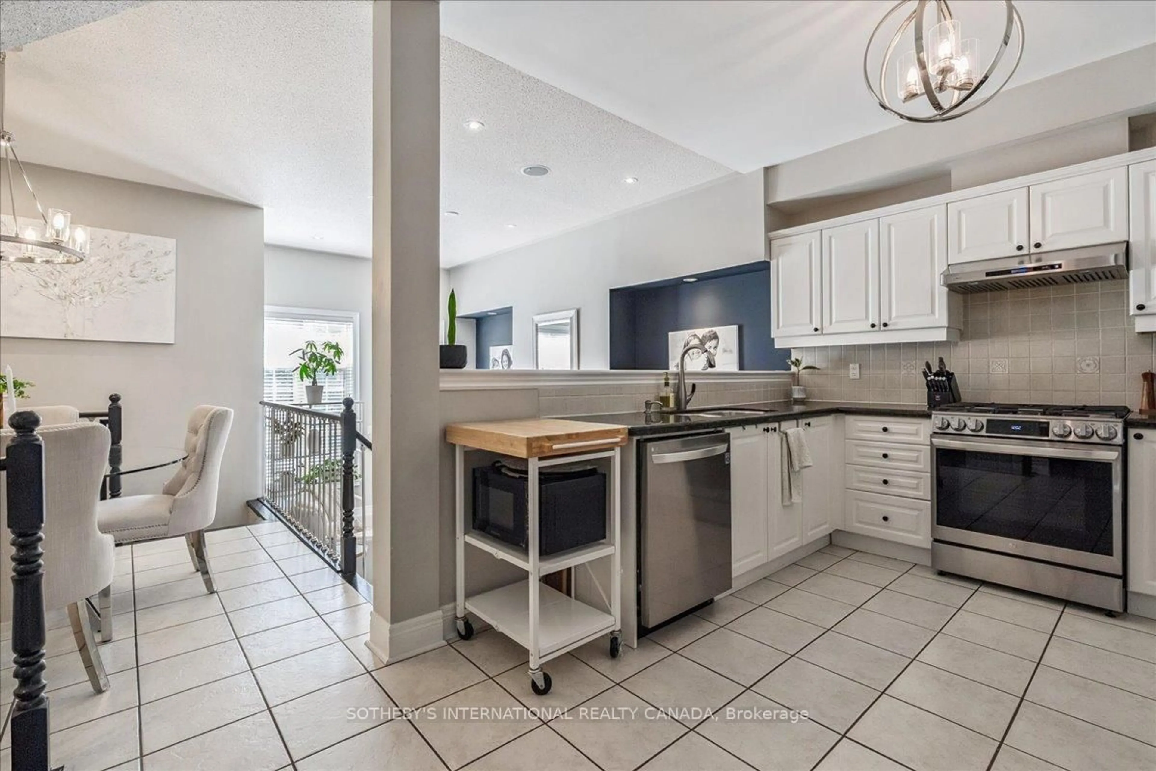 Unknown for 3362 Eglinton Ave, Mississauga Ontario L5M 7P2