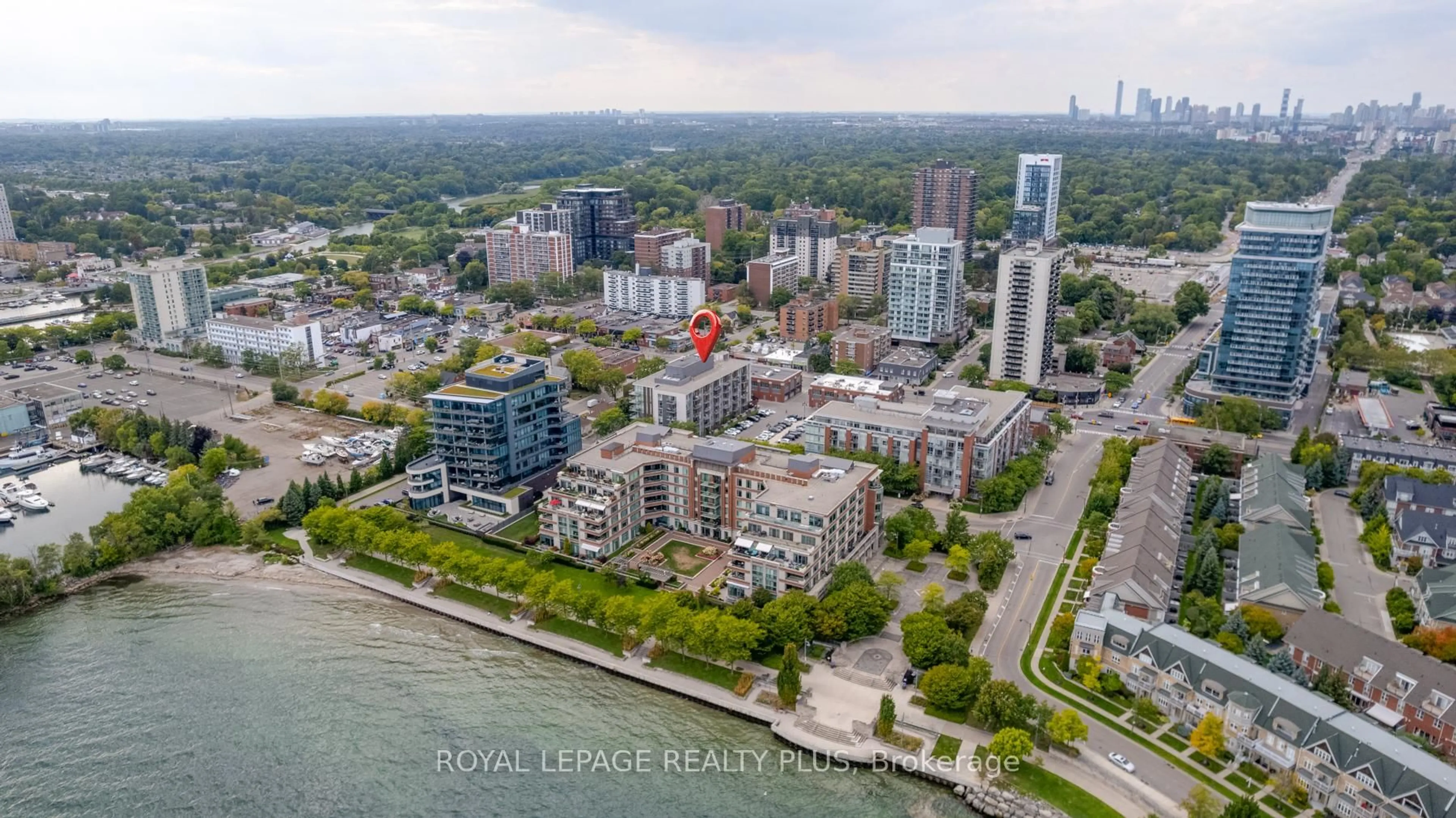 A pic from outside/outdoor area/front of a property/back of a property/a pic from drone, unknown for 70 Port St #410, Mississauga Ontario L5G 4V8