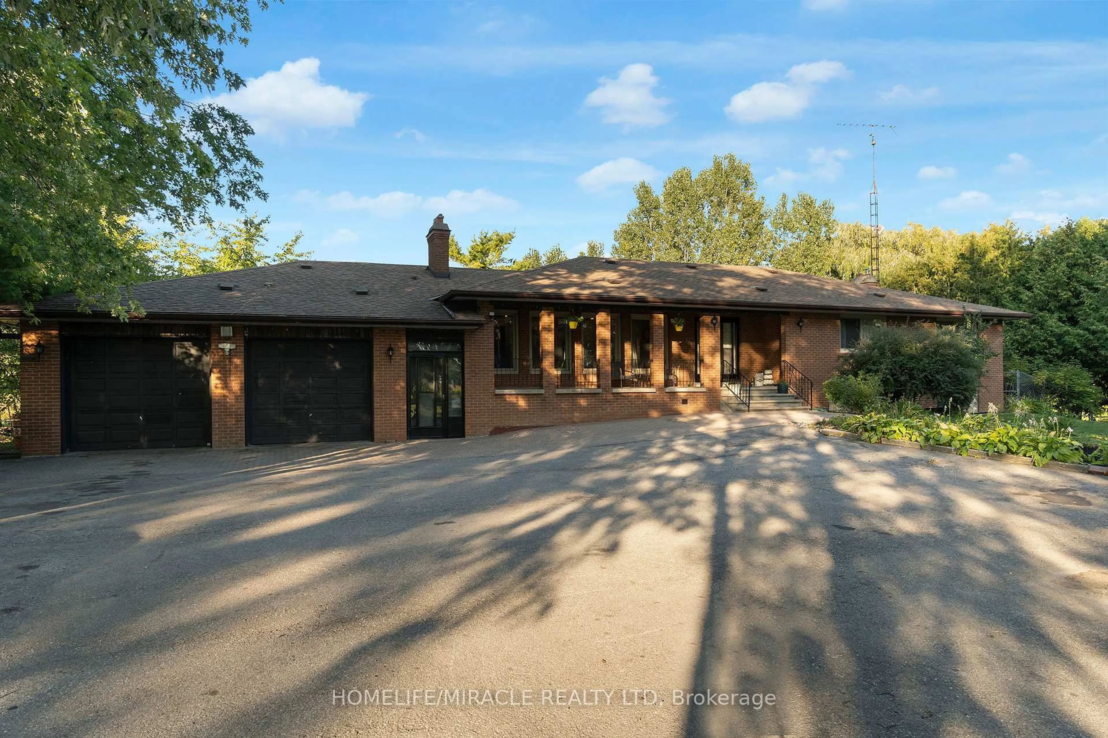 A pic from outside/outdoor area/front of a property/back of a property/a pic from drone, unknown for 14309 BramaleaRd Rd, Caledon Ontario L7C 2P6