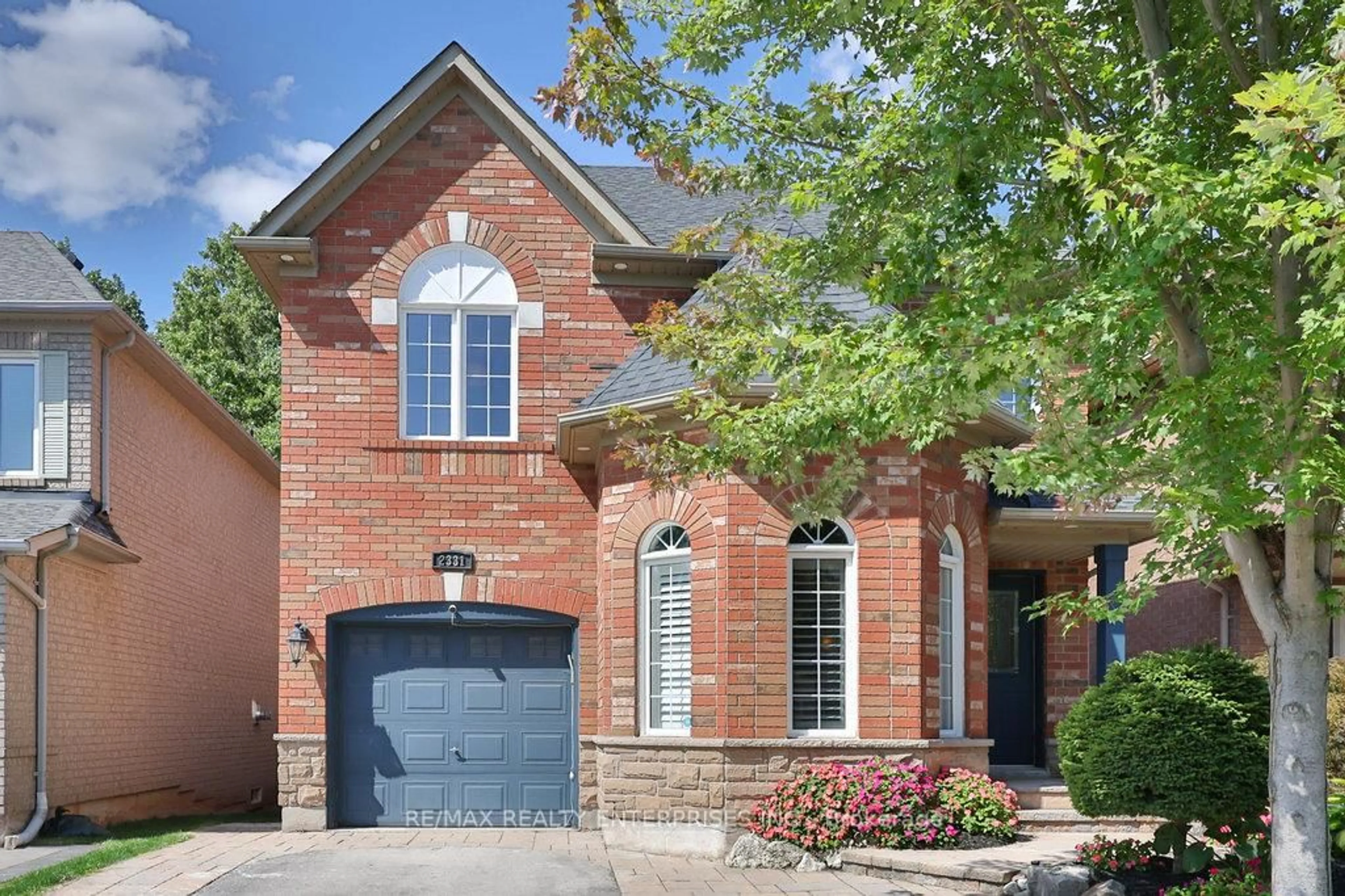 Home with brick exterior material, street for 2331 Stillmeadow Rd, Oakville Ontario L6M 4C8