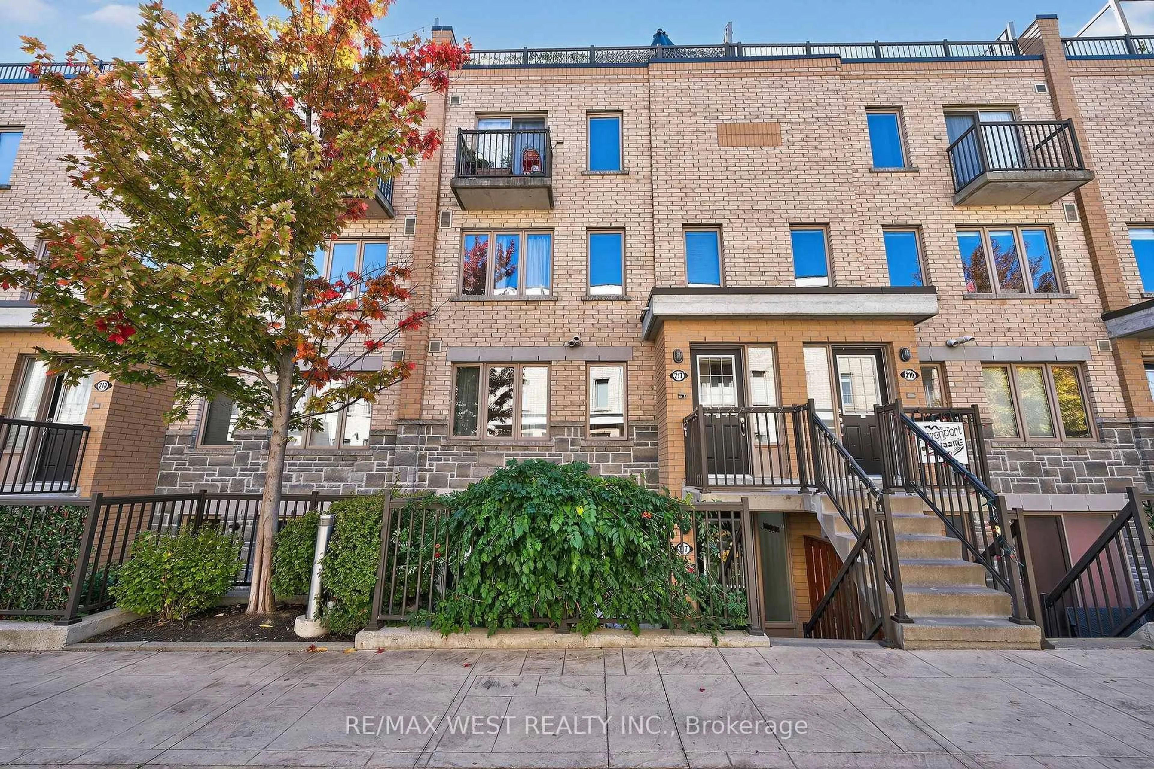 Unknown for 14 Foundry Ave #117, Toronto Ontario M6H 0A8