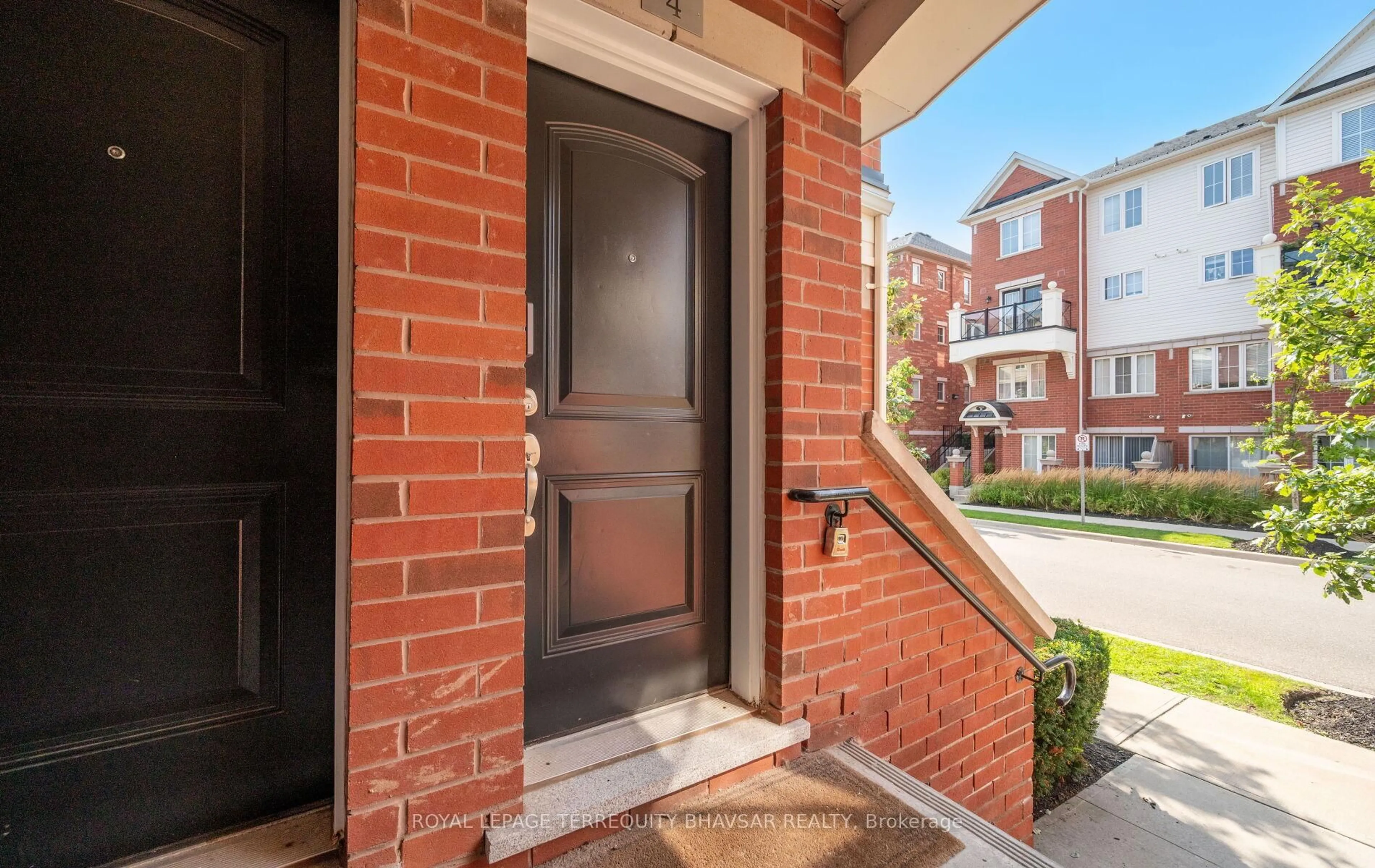 Home with brick exterior material, street for 2460 Post Rd #4, Oakville Ontario L6H 0J2