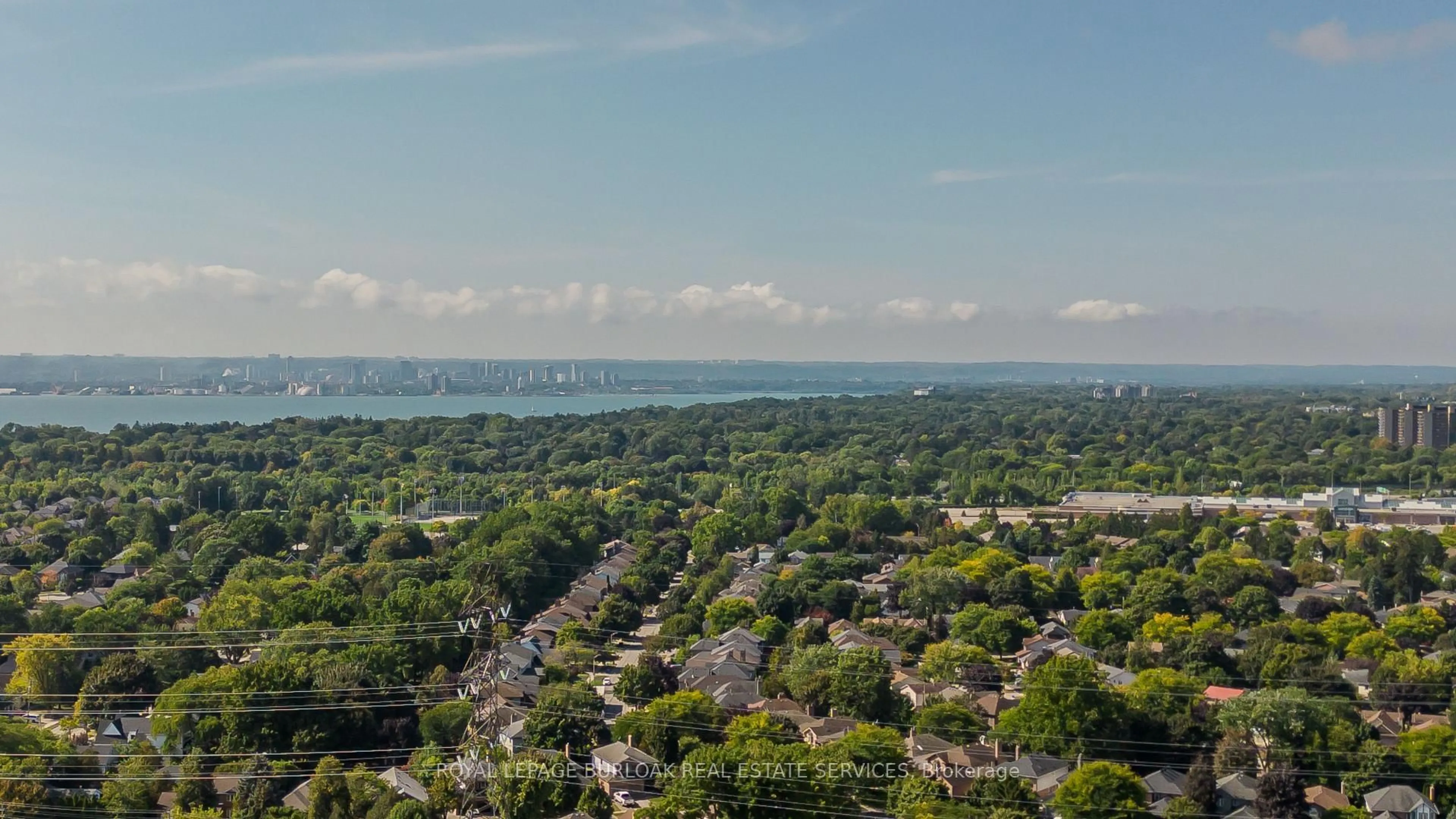 A pic from outside/outdoor area/front of a property/back of a property/a pic from drone, water/lake/river/ocean view for 1420 Alfred Cres, Burlington Ontario L7S 1K7