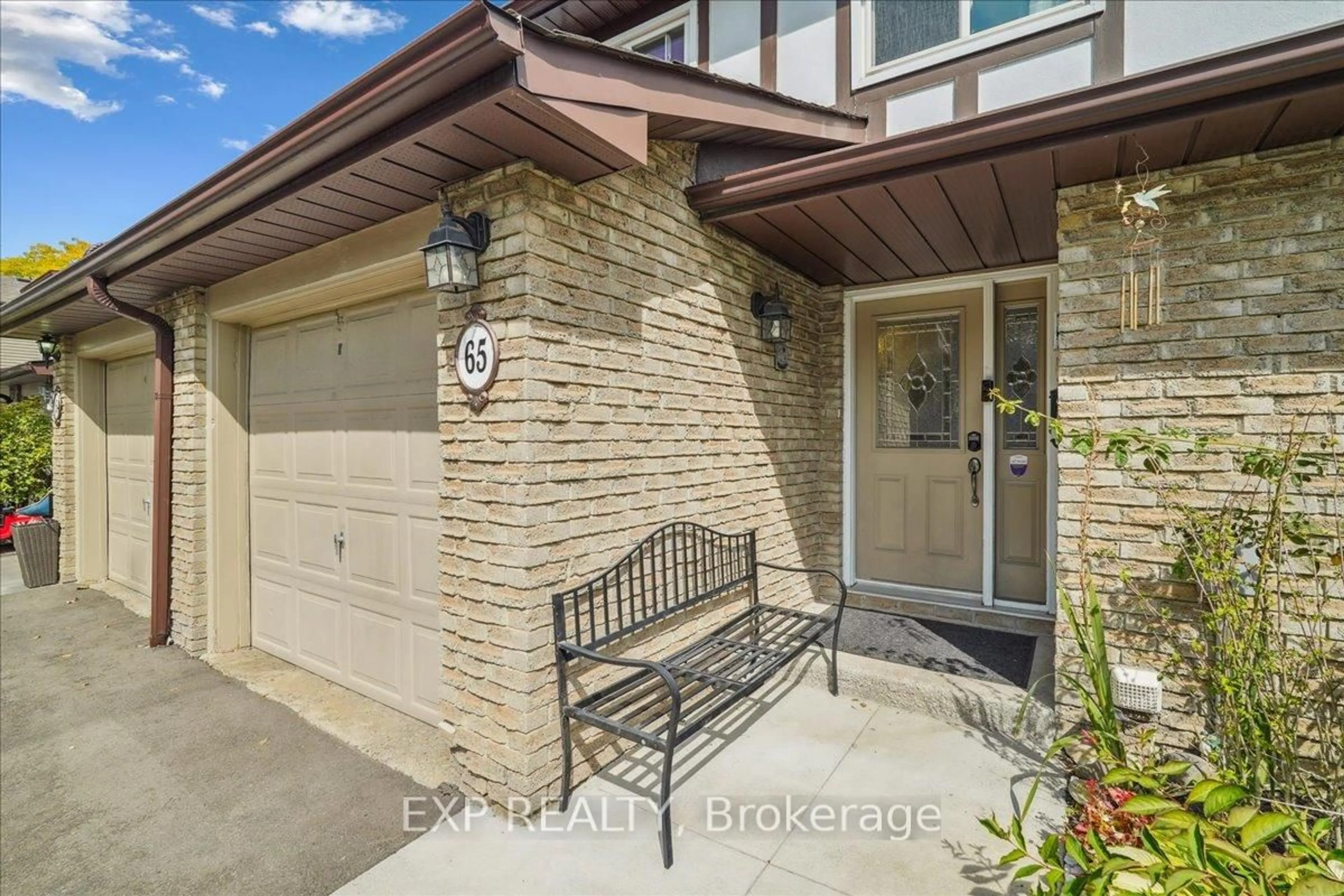 Unknown for 65 Greenwich Circ, Brampton Ontario L6S 2E8