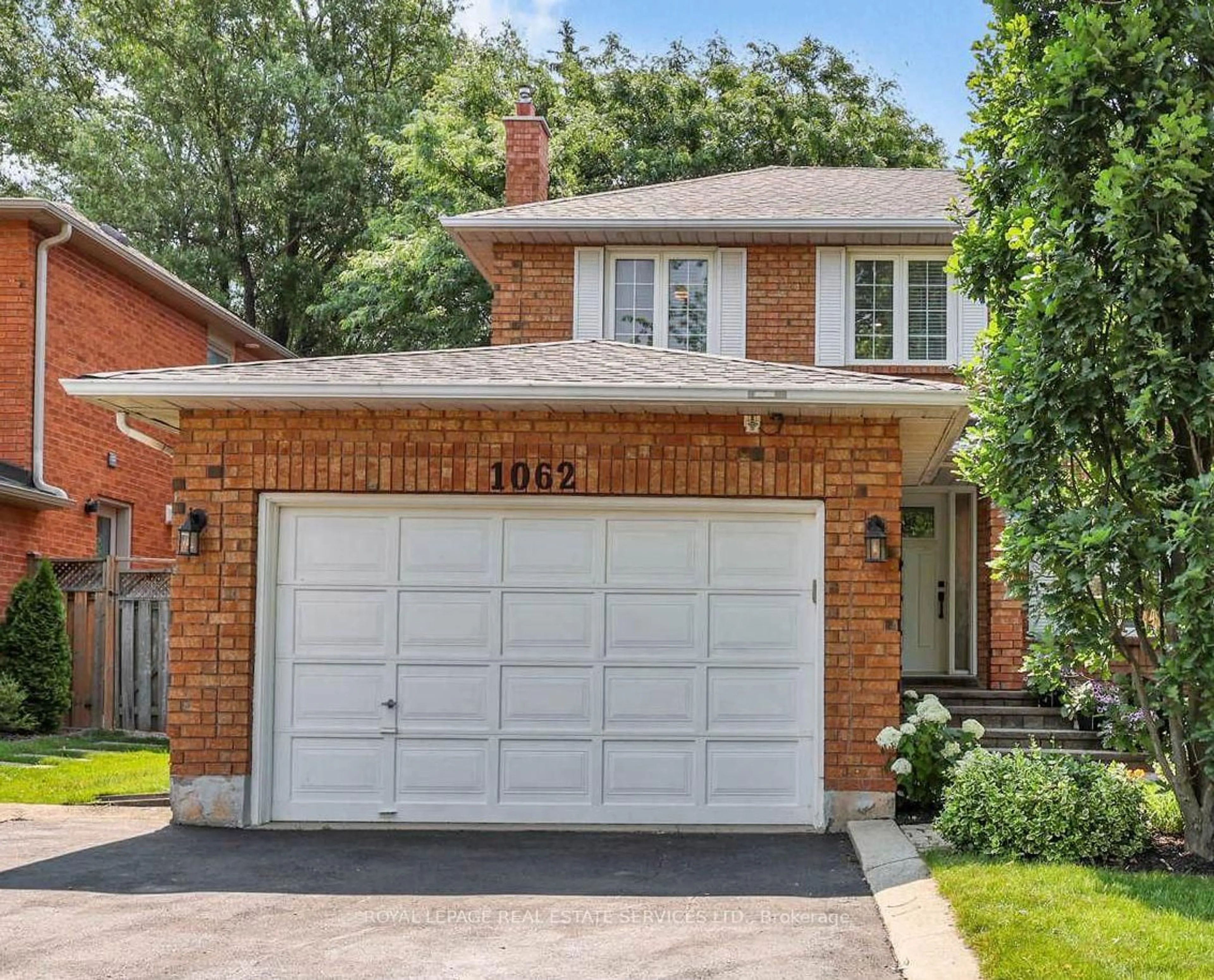 Home with brick exterior material, street for 1062 Glenbrook Ave, Oakville Ontario L6H 4A3