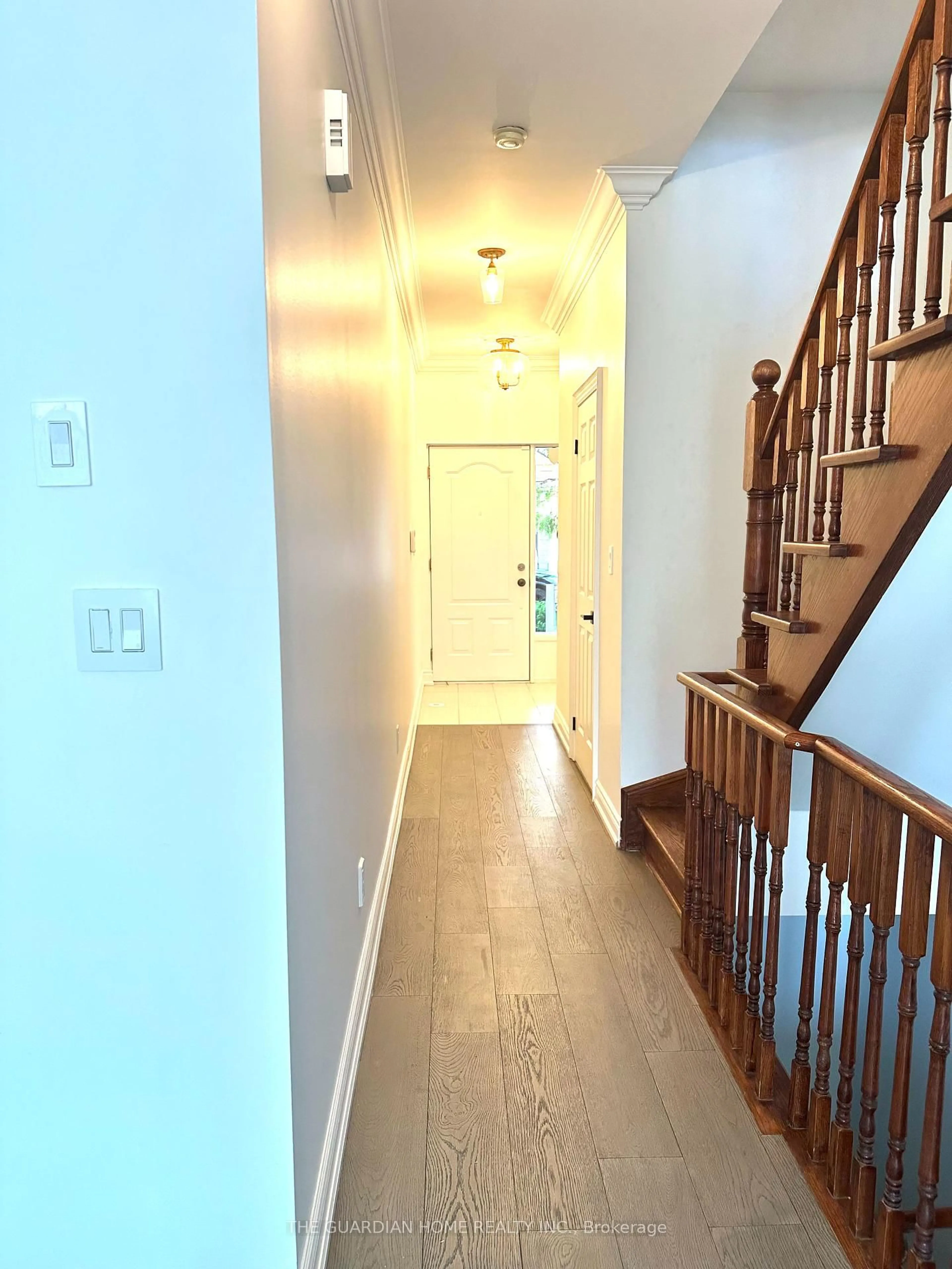 Indoor entryway for 3057 Finch Ave #35, Toronto Ontario M9M 0A7