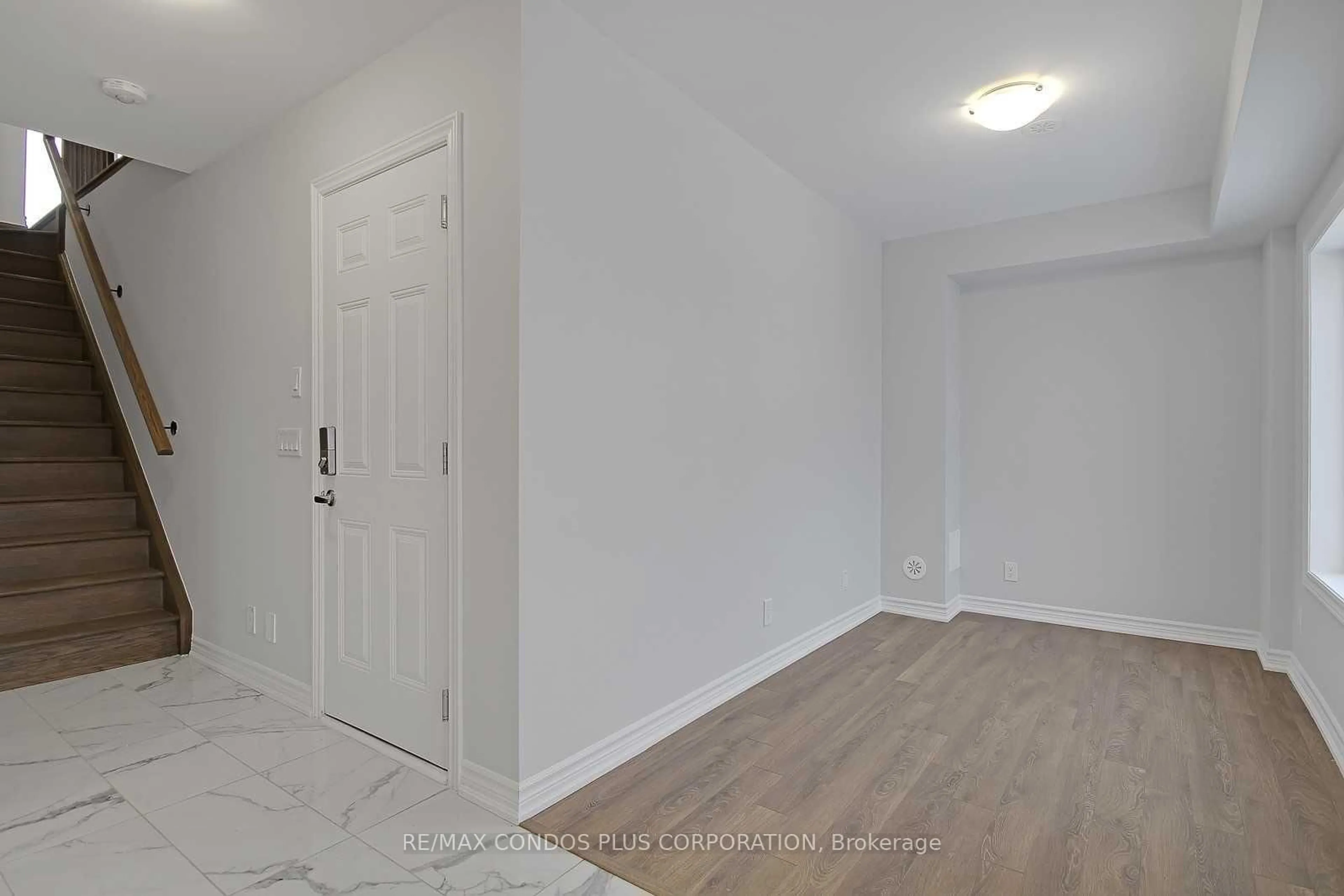A pic of a room for 348 Wheat Boom Dr #20, Oakville Ontario L6H 3Y6