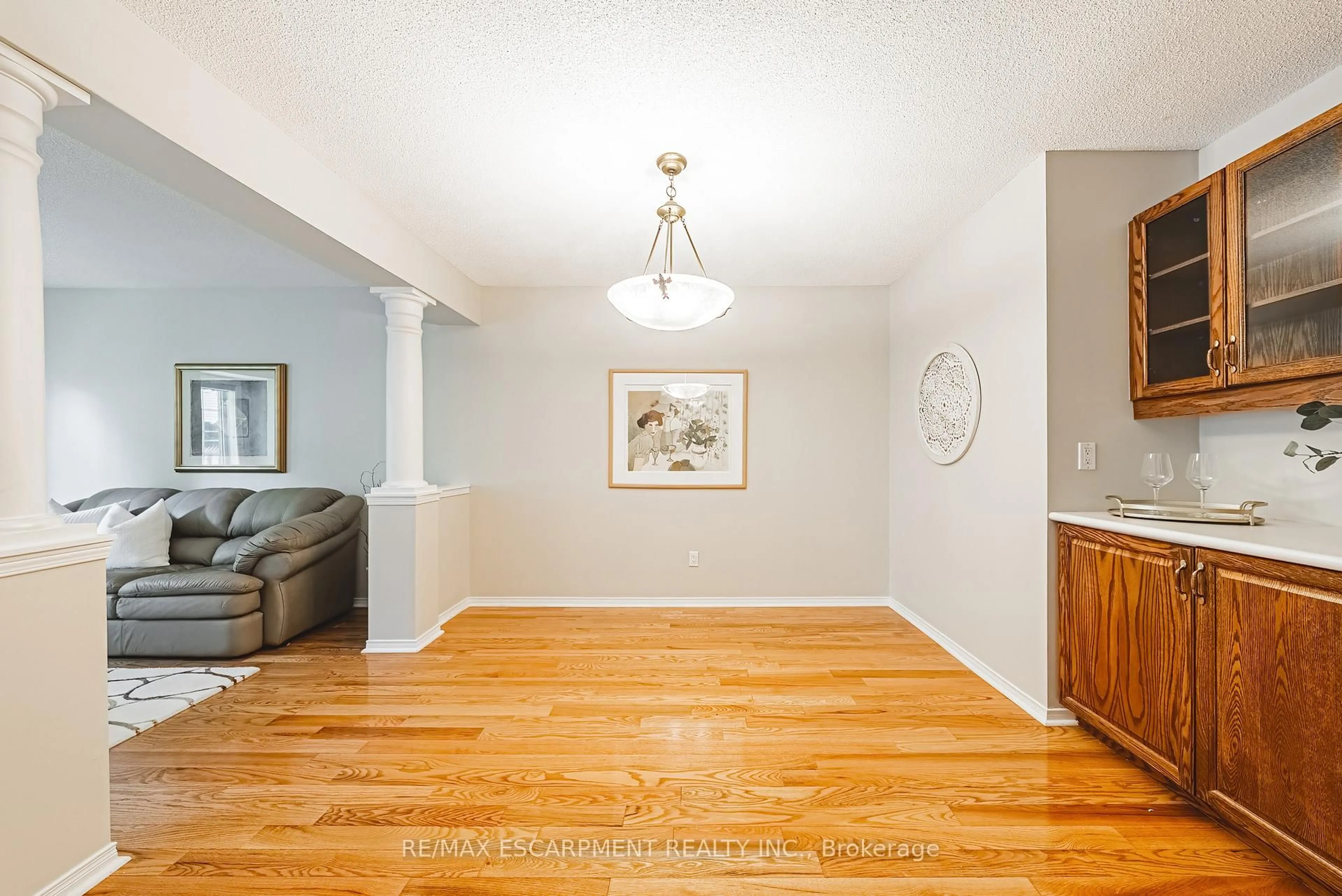 Unknown for 3333 New St #9, Burlington Ontario L7N 1N1