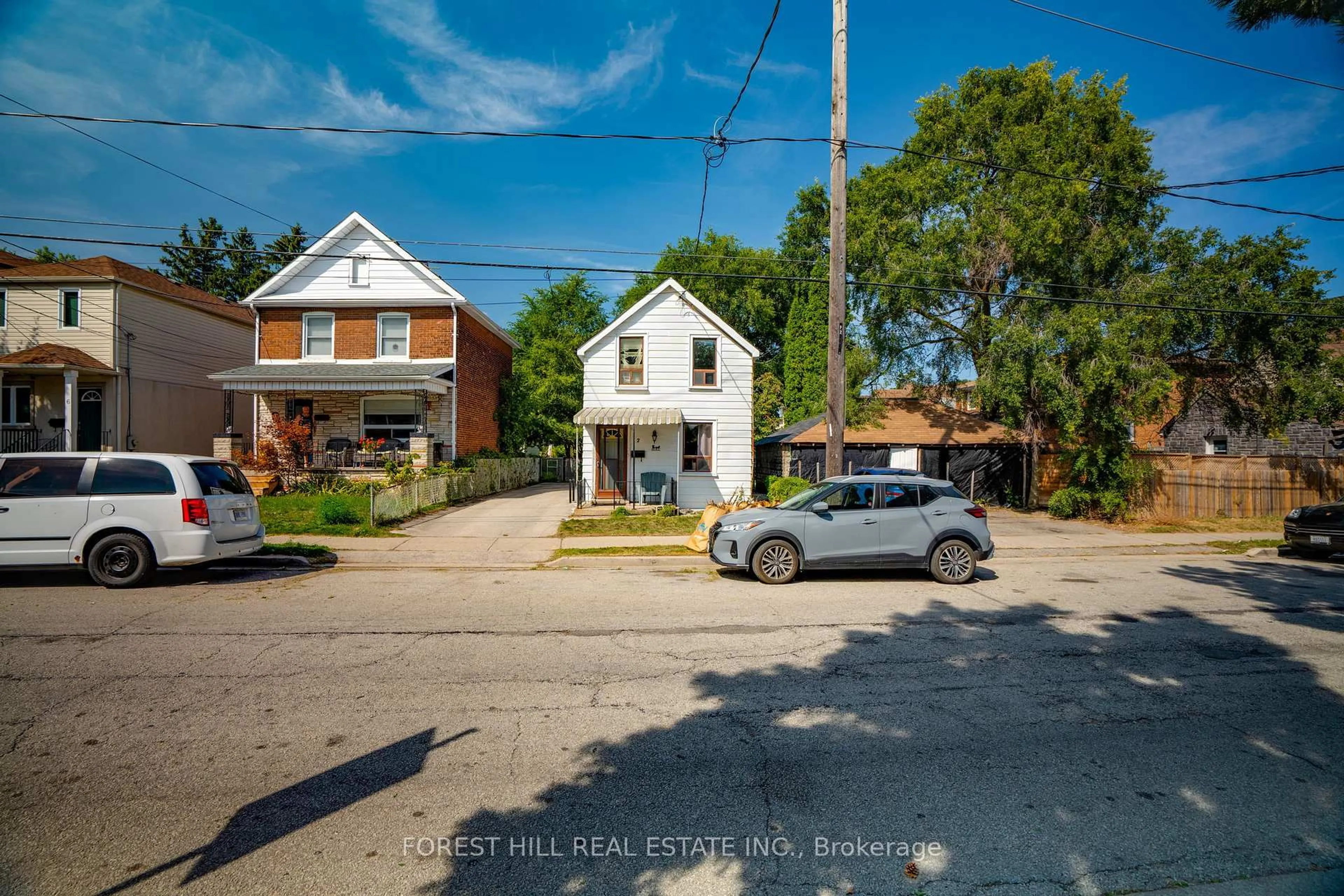 A pic from outside/outdoor area/front of a property/back of a property/a pic from drone, street for 2 Goldwin Ave, Toronto Ontario M6M 2C4