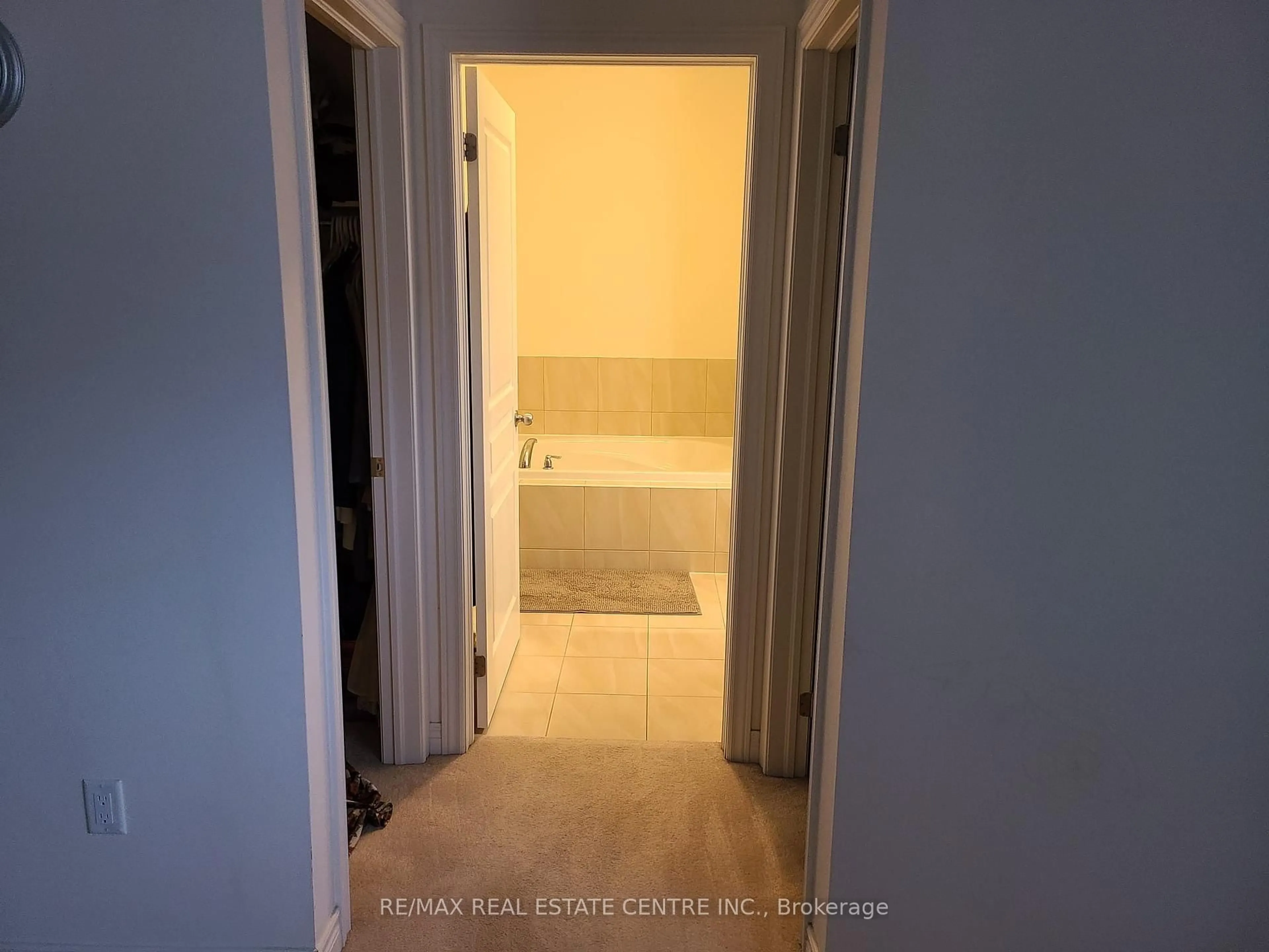 A pic of a room for 80 Haverstock Cres, Brampton Ontario L7A 4E2