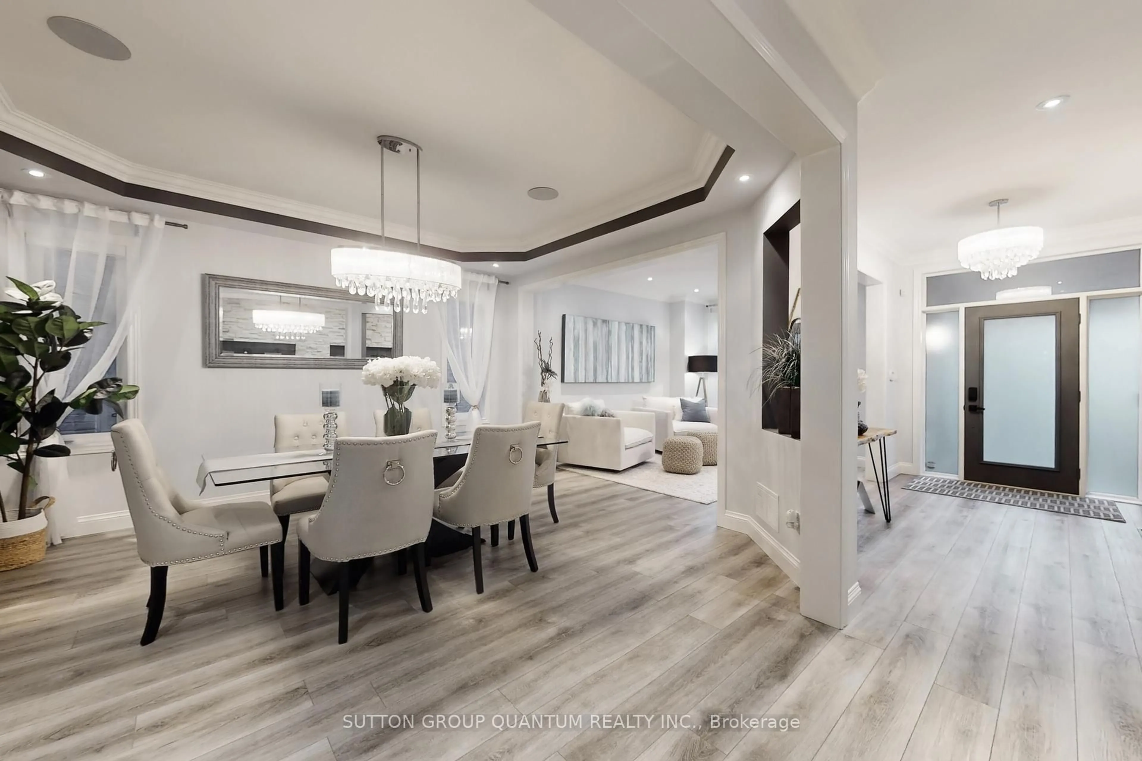 Dining room, unknown for 556 Bridgeview Rd, Oakville Ontario L6M 0P2