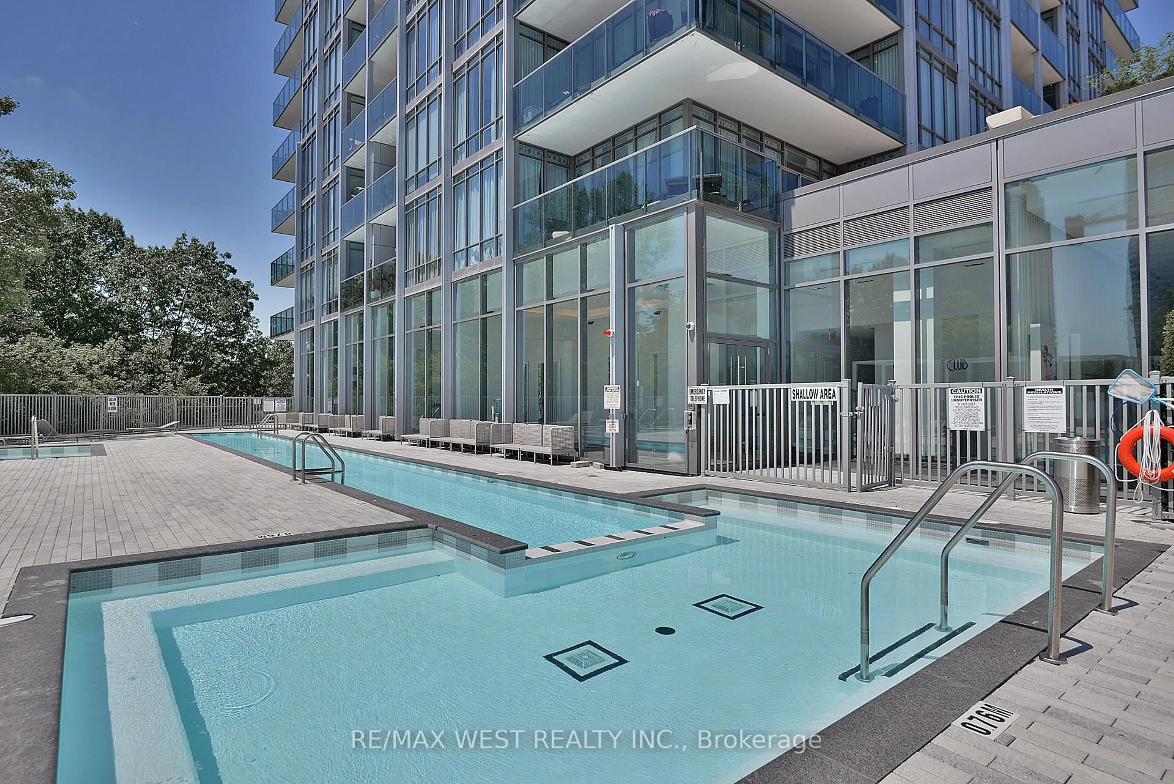 Pool for 88 Park Lawn Rd #1612, Toronto Ontario M8Y 0B5