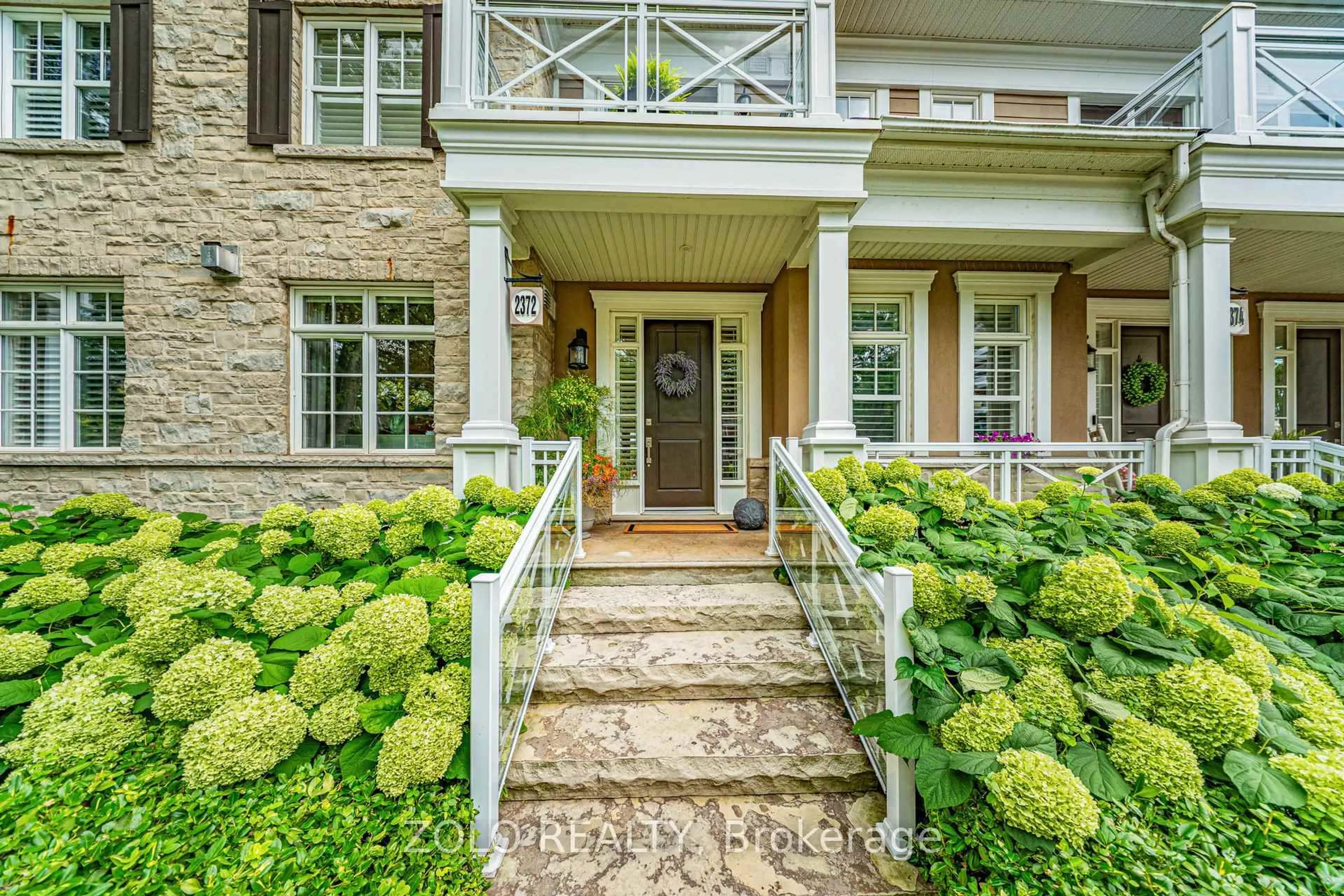 Unknown for 2372 Marine Dr, Oakville Ontario L6L 1C4