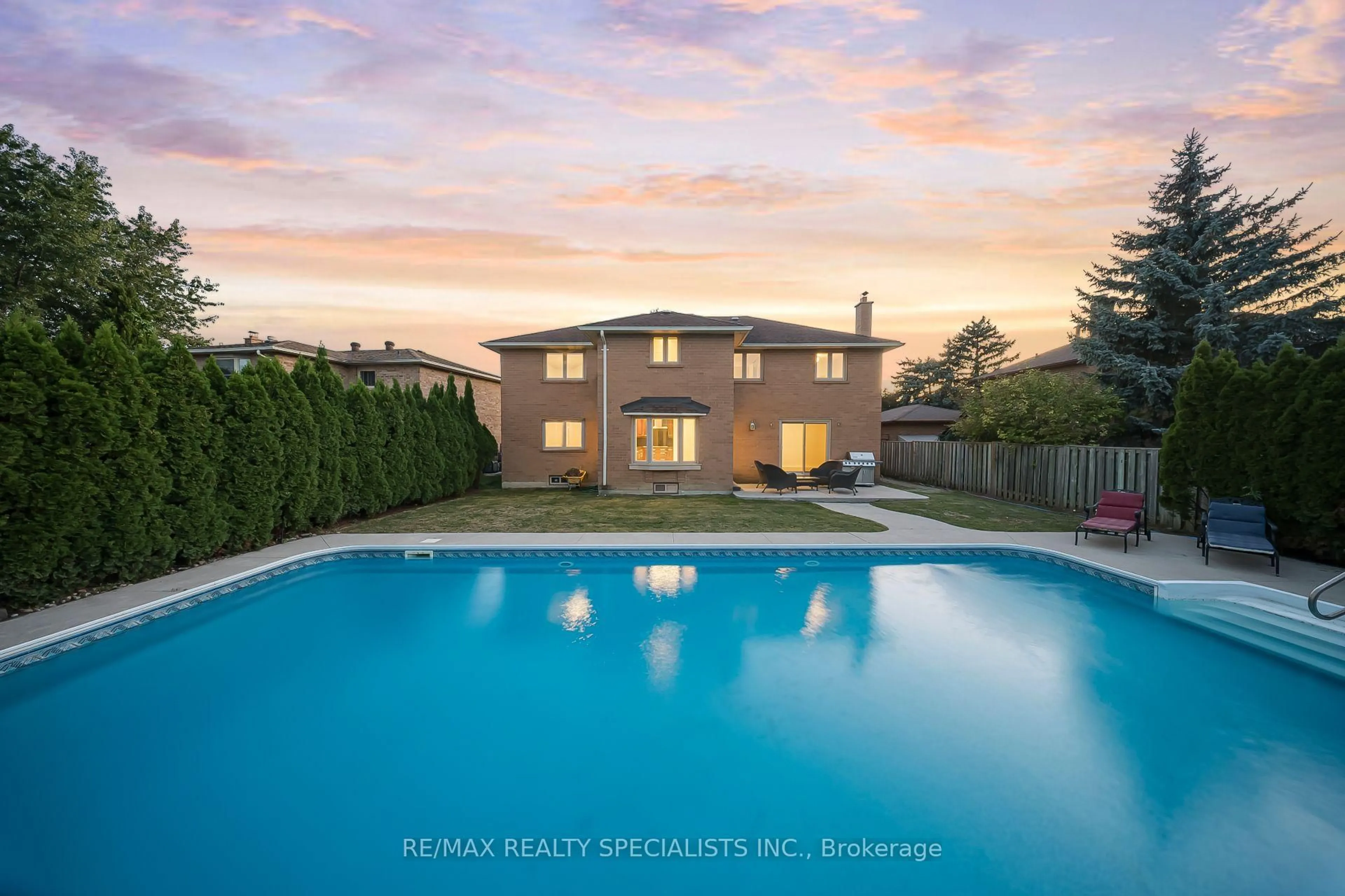 Pool for 24 Whitmore Crt, Brampton Ontario L6Z 2A5