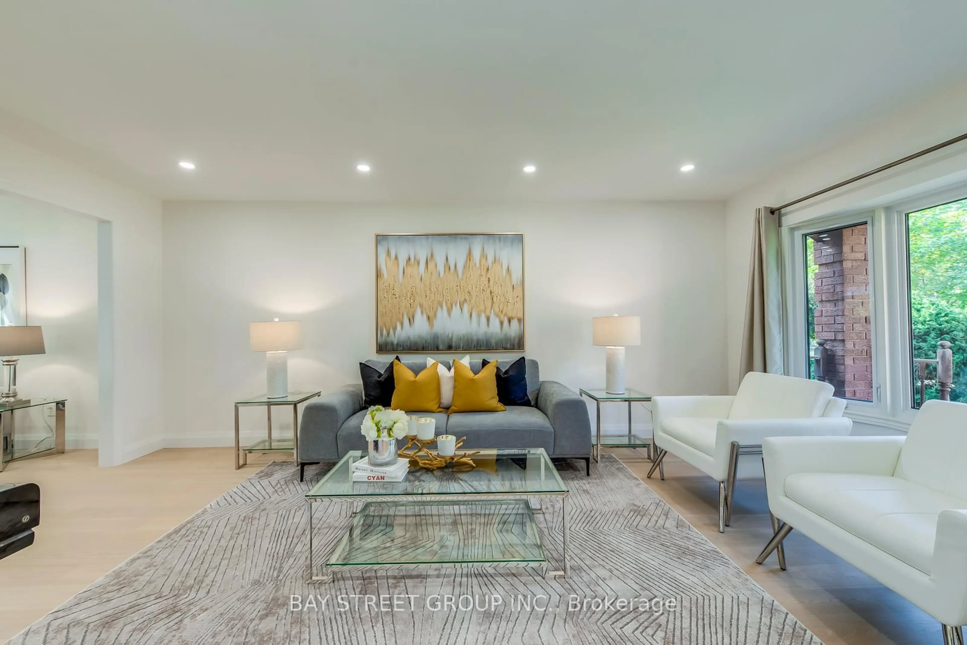 Living room with furniture, unknown for 1369 Bishopstoke Way, Oakville Ontario L6J 7A7