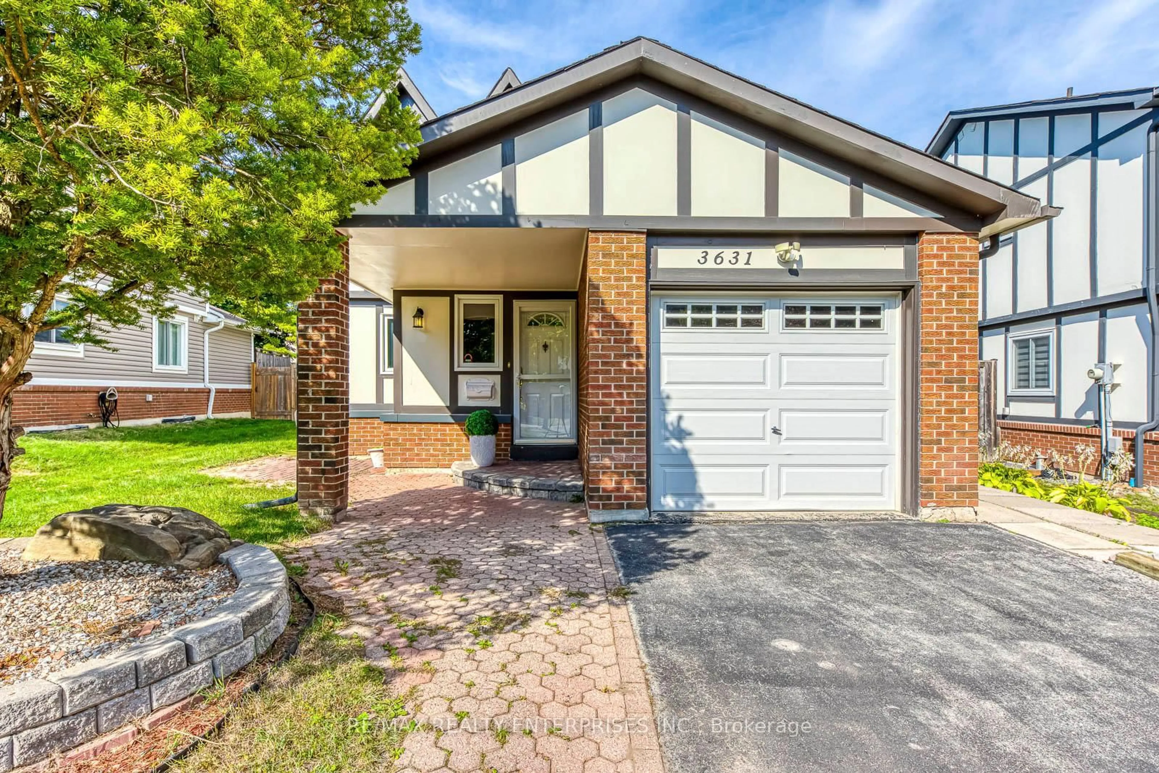 Home with brick exterior material, street for 3631 Shadbush Crt, Mississauga Ontario L5L 1X8