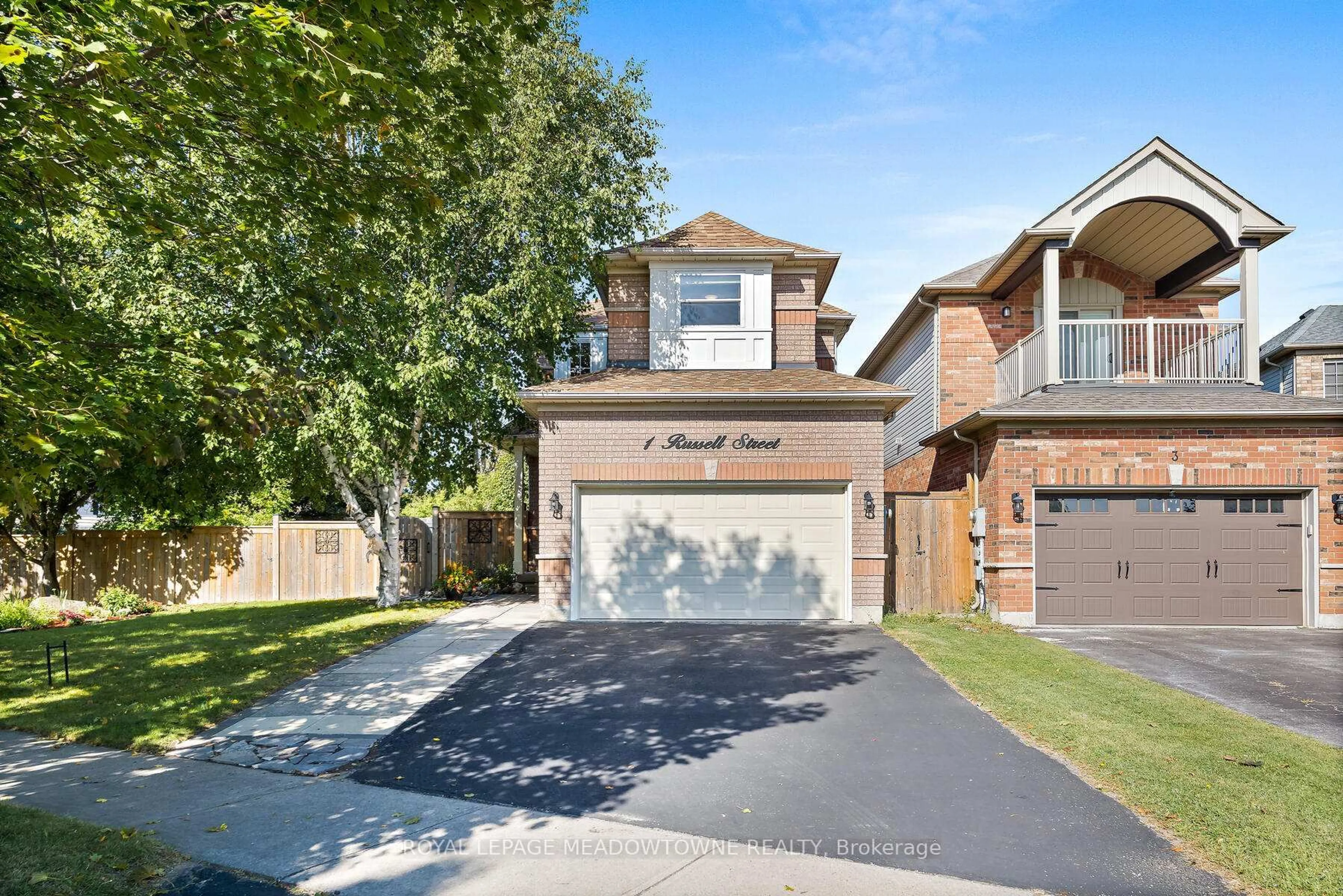 Home with brick exterior material, street for 1 Russell St, Halton Hills Ontario L7G 5Y7