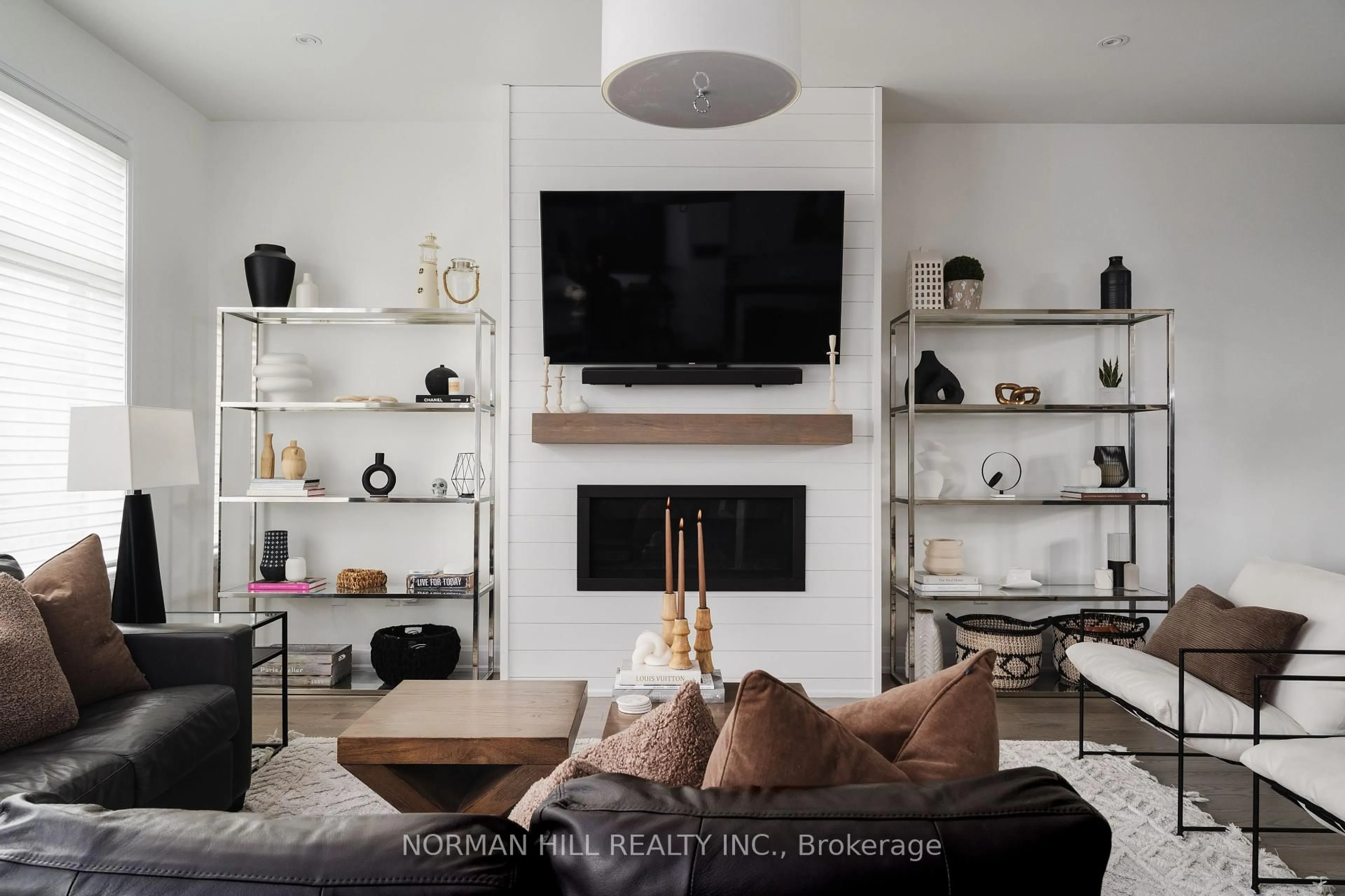 Home theater for 283 Bethpage Dr, Oakville Ontario L6M 1R5