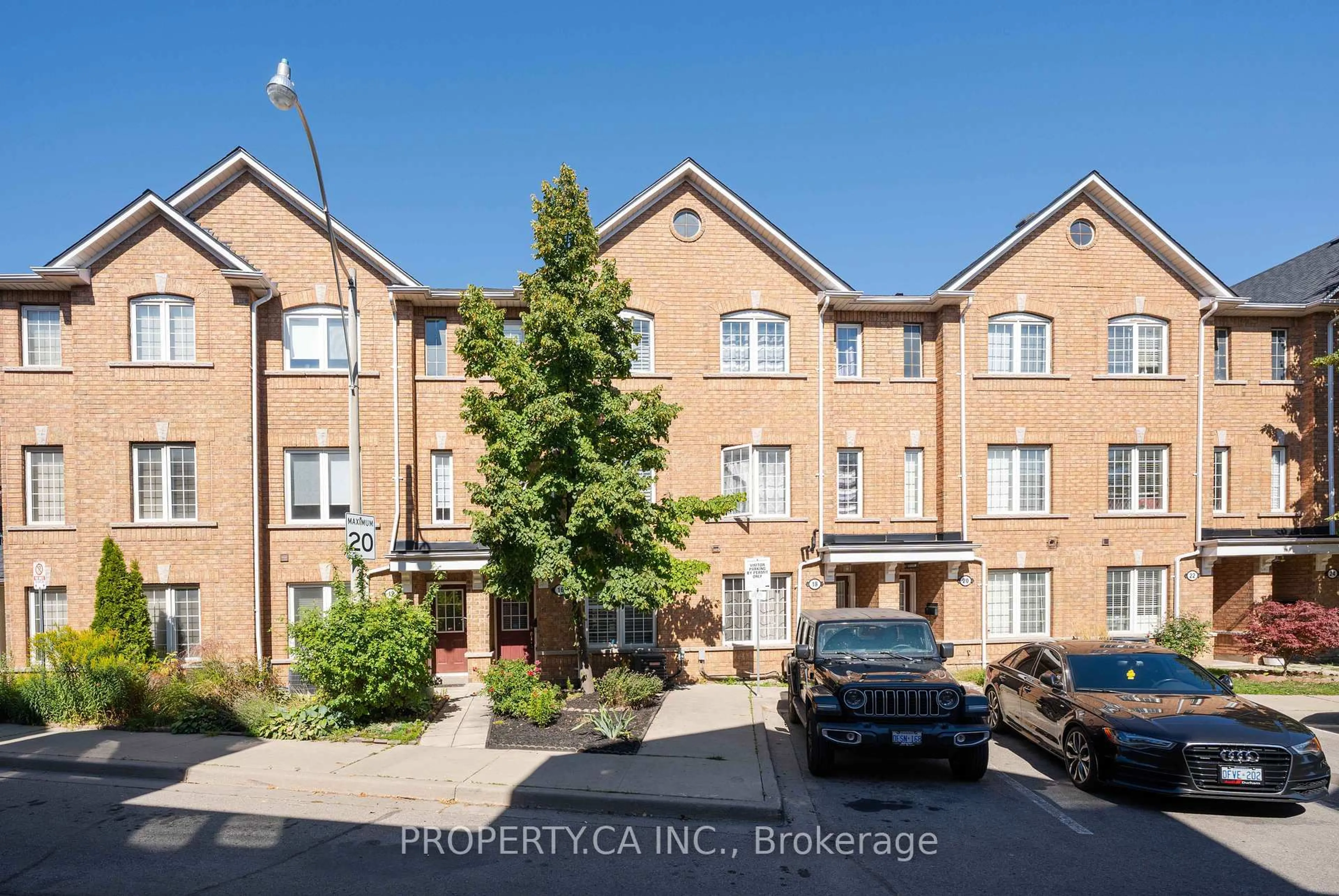 A pic from outside/outdoor area/front of a property/back of a property/a pic from drone, street for 16 Brickworks Lane, Toronto Ontario M6N 5H7