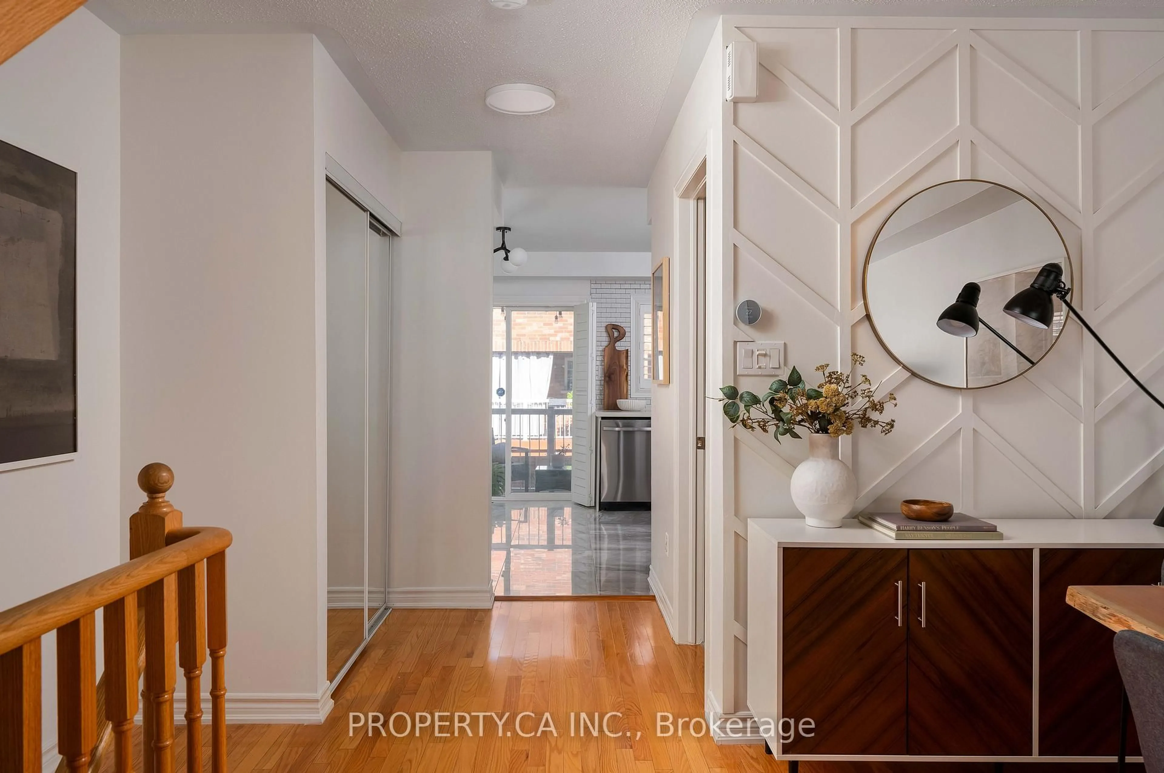 Indoor entryway for 16 Brickworks Lane, Toronto Ontario M6N 5H7