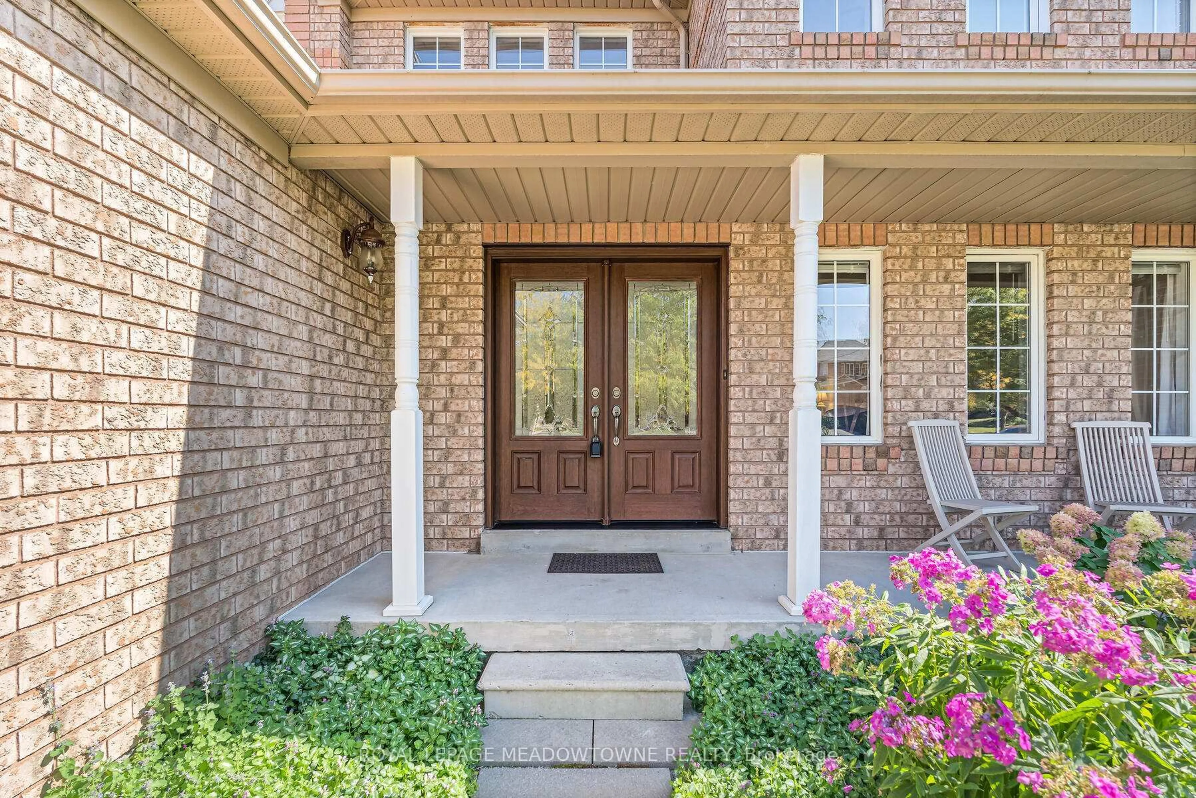 Home with brick exterior material, street for 14 Berton Blvd, Halton Hills Ontario L7G 6A5