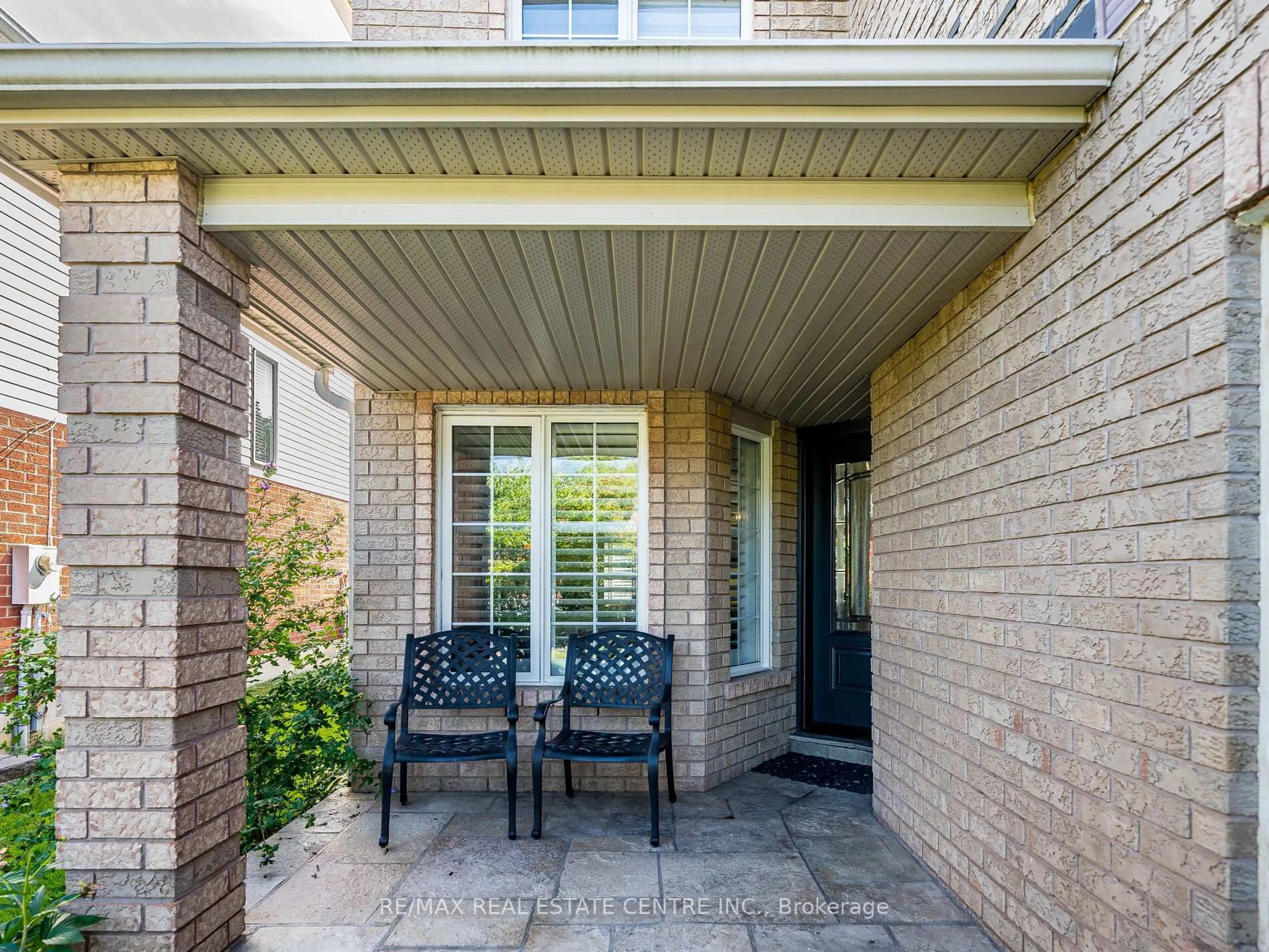 Unknown for 137 Mowat Cres, Halton Hills Ontario L7G 6A8