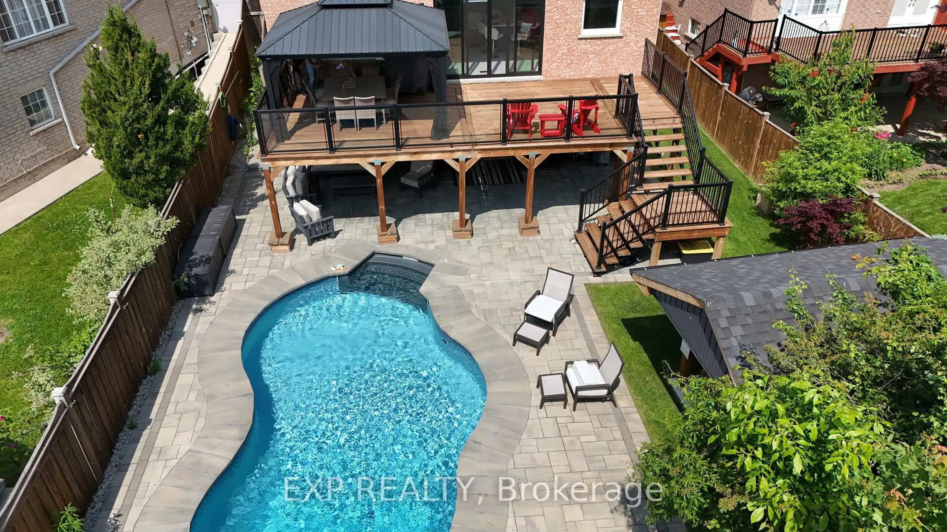 Pool for 100 Dells Cres, Brampton Ontario L7A 2X1