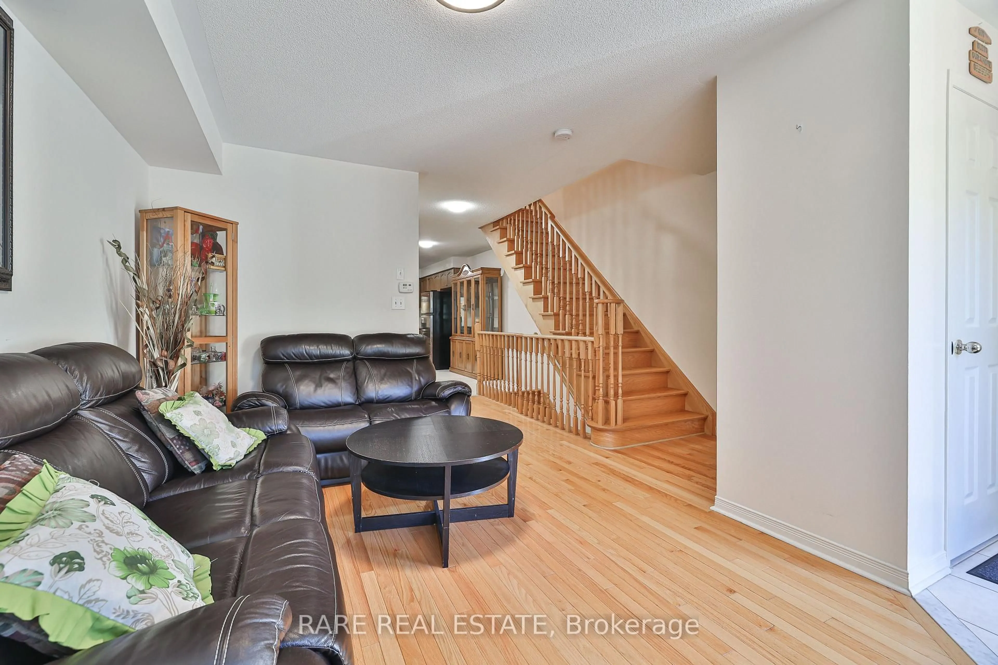 Unknown for 34 Judy Sgro Ave, Toronto Ontario M3L 0E3