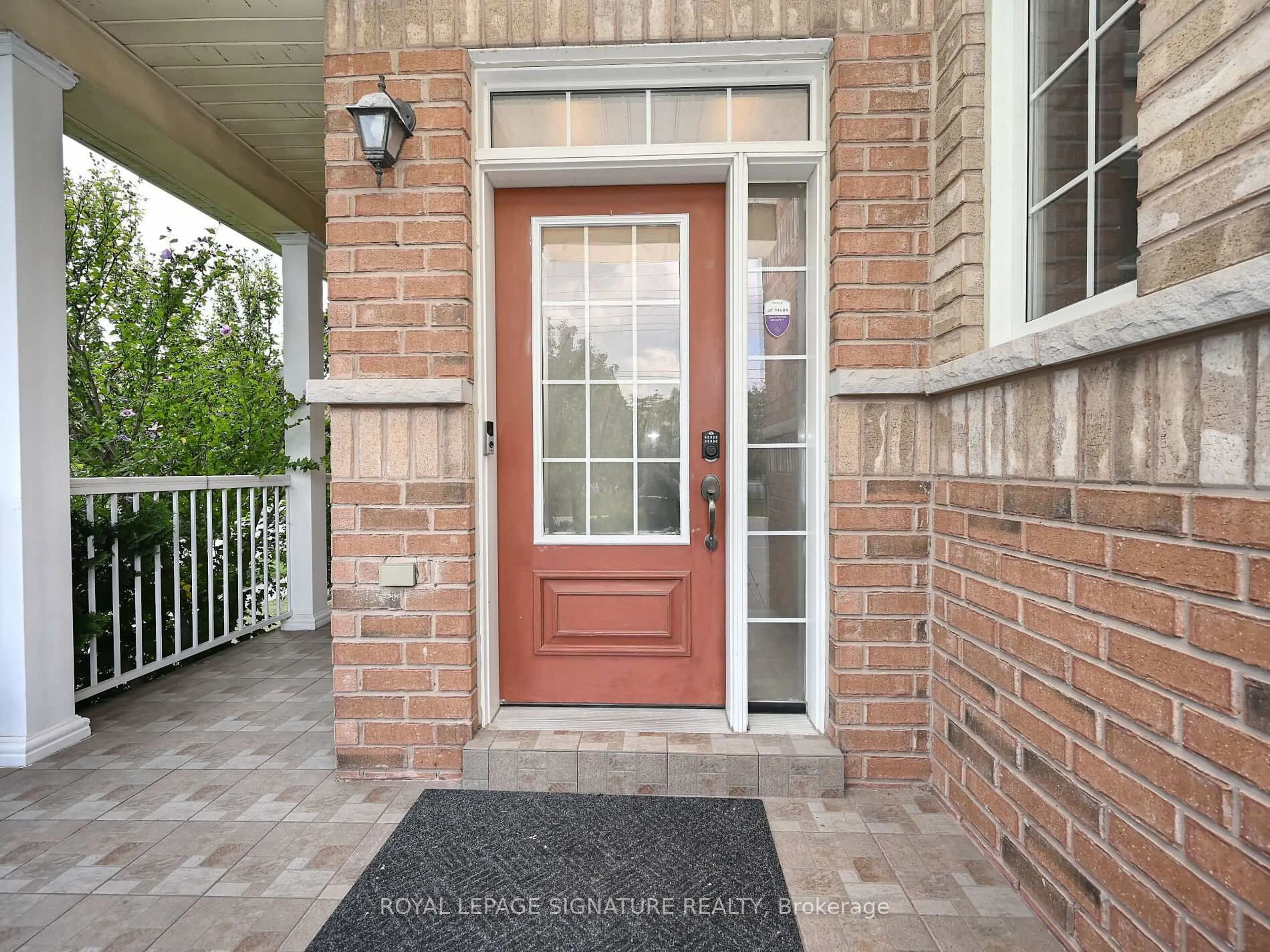 Indoor entryway for 5523 Fudge Terr, Mississauga Ontario L5M 0N3