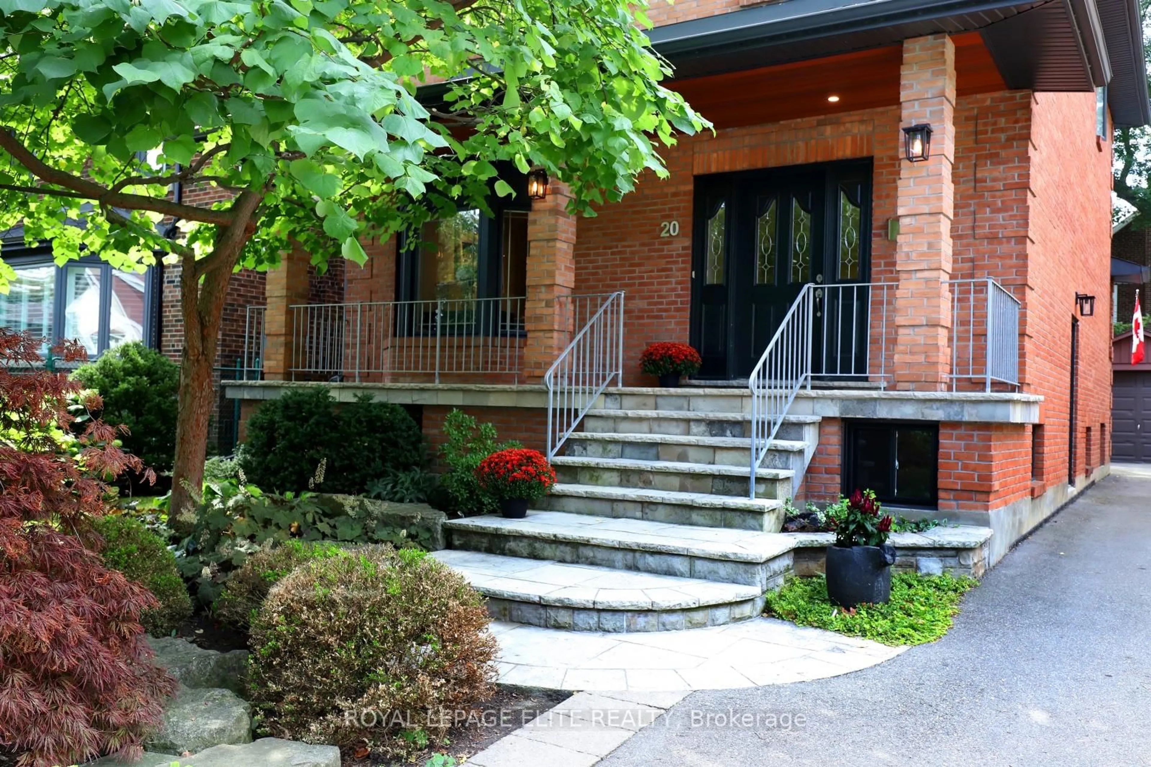 Unknown for 20 Eastbourne Cres, Toronto Ontario M8V 1W6