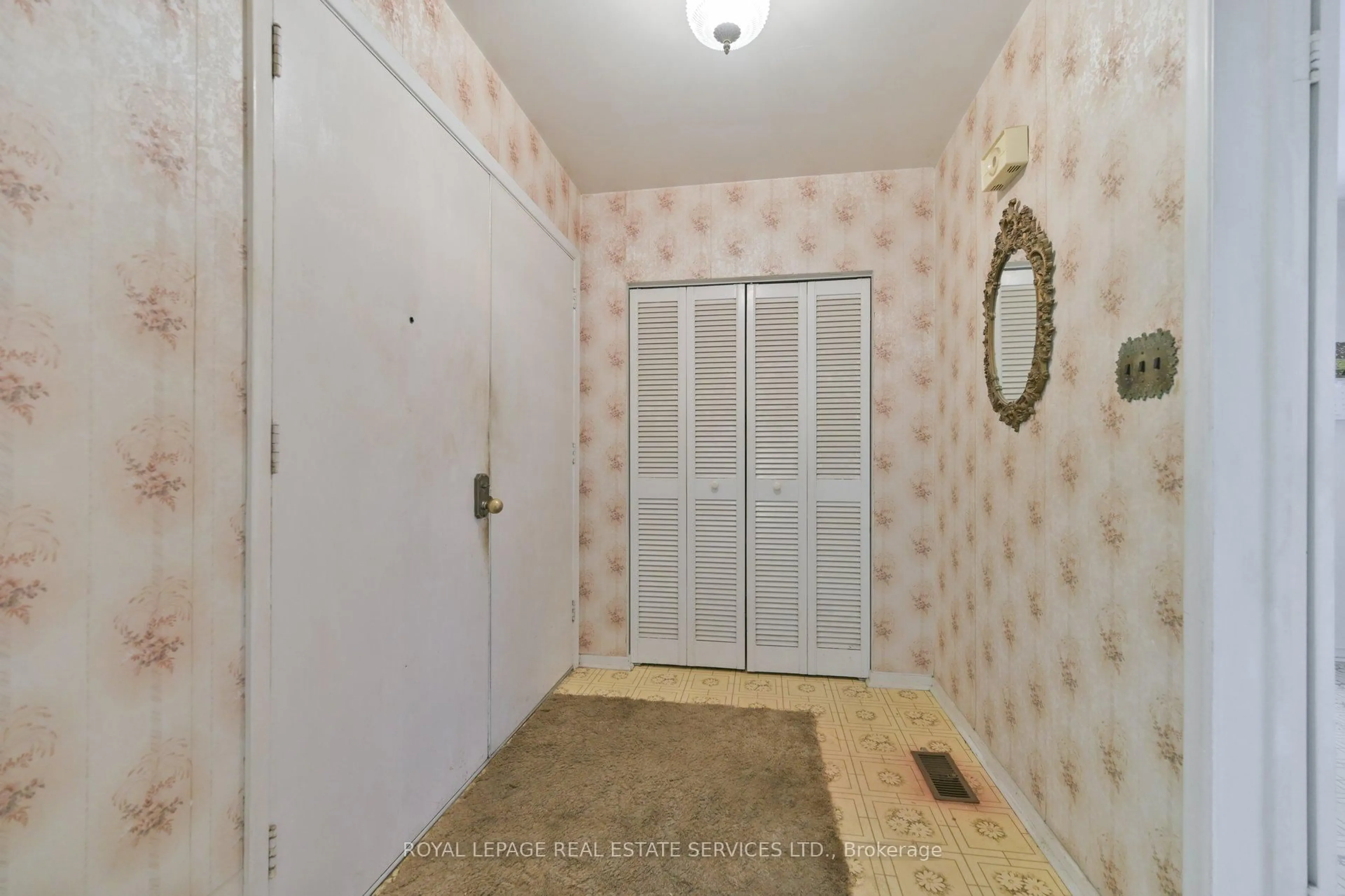 Unknown for 18 Torrington Dr, Toronto Ontario M9C 3V5