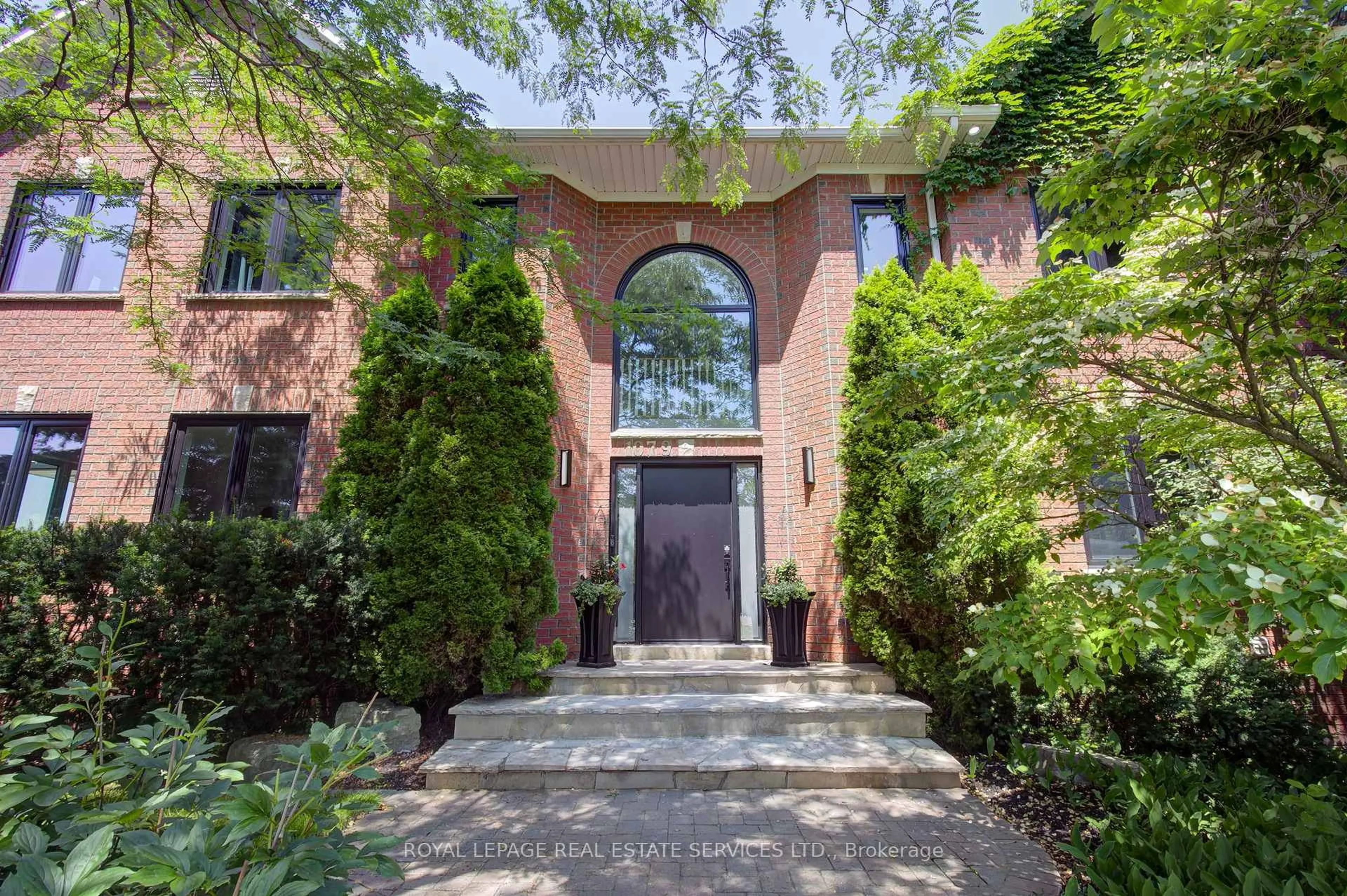 Unknown for 1079 Skyvalley Cres, Oakville Ontario L6M 3L2