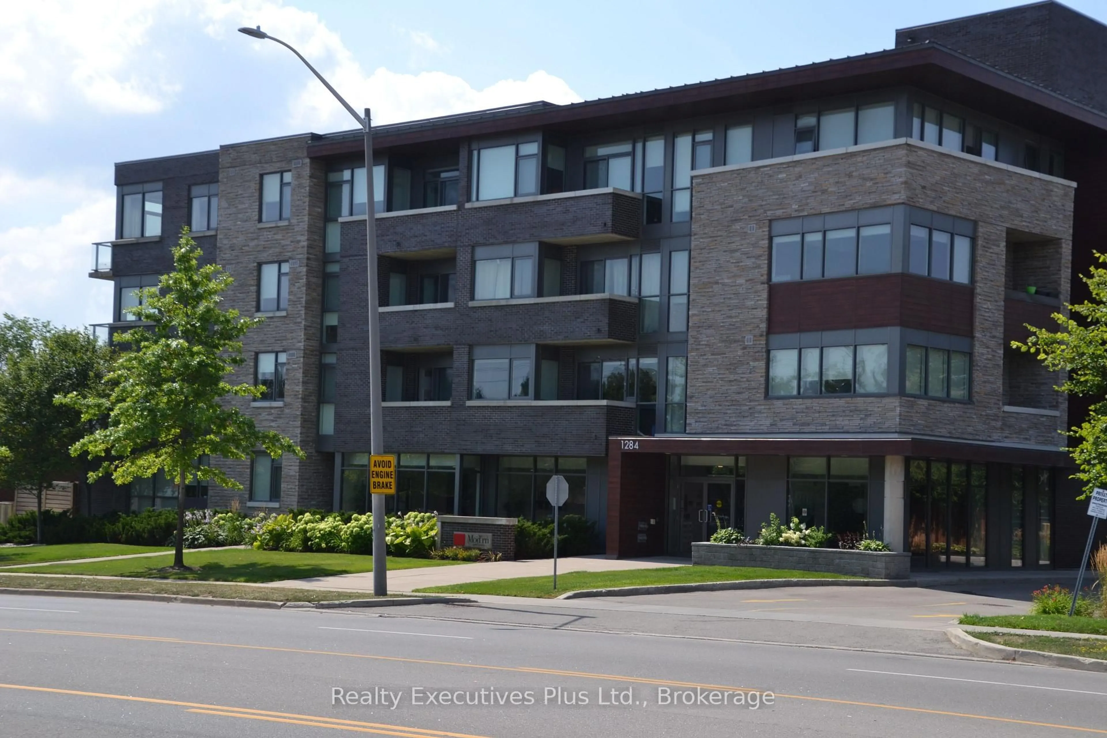 Unknown for 1284 Guelph Line #201, Burlington Ontario L7P 0T9