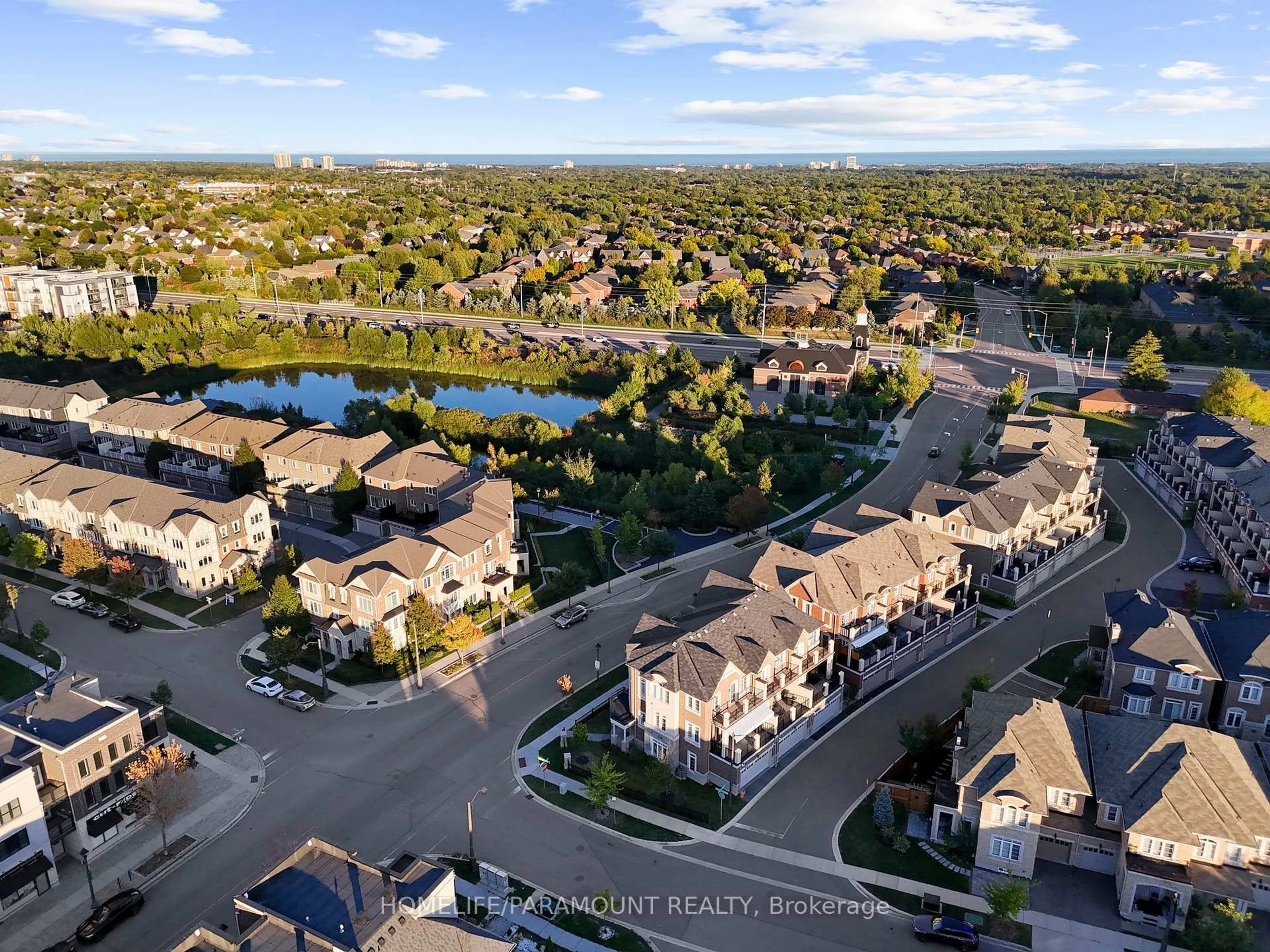 A pic from outside/outdoor area/front of a property/back of a property/a pic from drone, unknown for 3050 George Savage Ave, Oakville Ontario L6M 0Z1