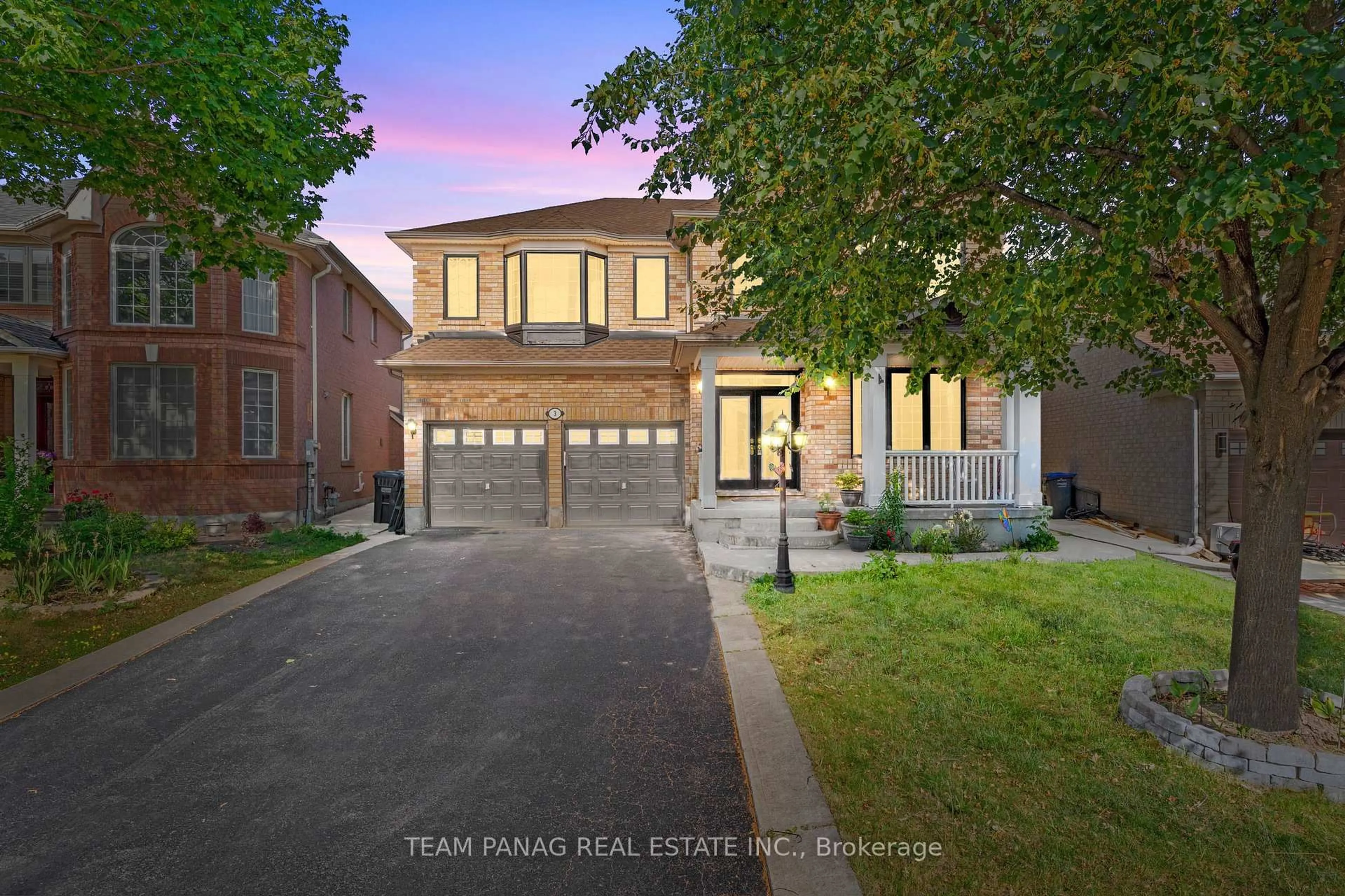 Home with brick exterior material, street for 3 Maldives Cres, Brampton Ontario L6P 1L4