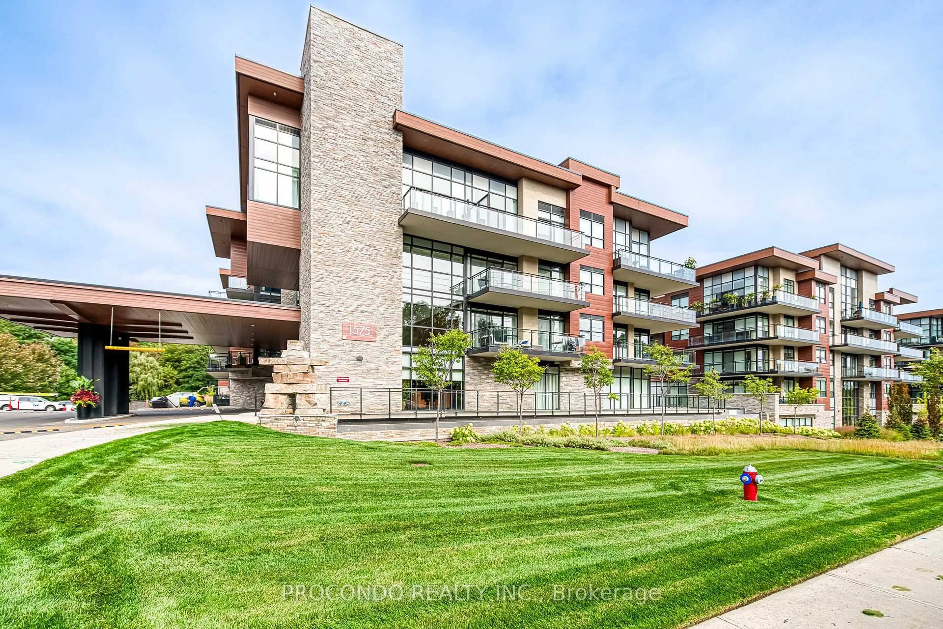 Unknown for 1575 Lakeshore Rd #350, Mississauga Ontario L5J 0B1