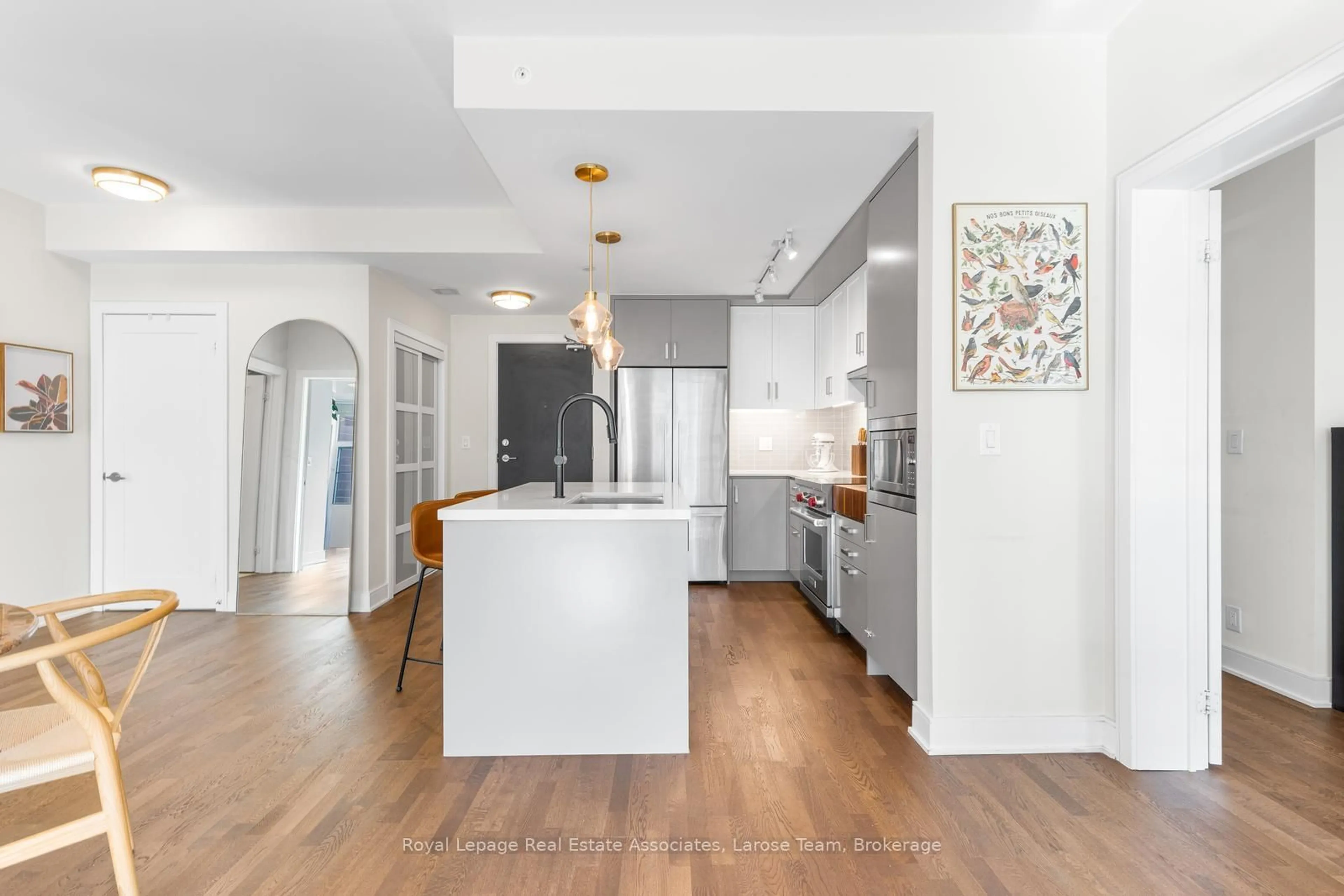 Open concept kitchen, unknown for 1575 Lakeshore Rd #235, Mississauga Ontario L5J 0B1
